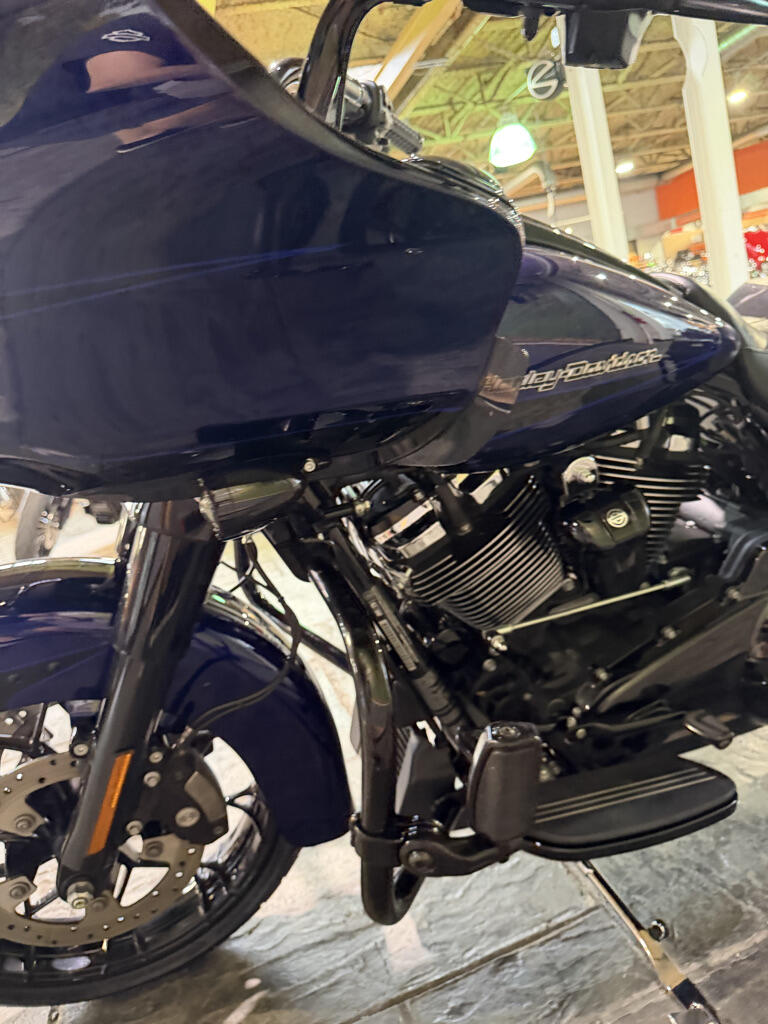 2020 Harley-Davidson® Road Glide® Special, photo 10