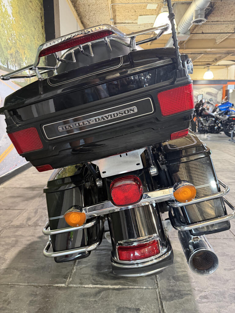 2011 Harley-Davidson® Electra Glide® Ultra Classic® No Gimmicks, No Hidden Fees, photo 19