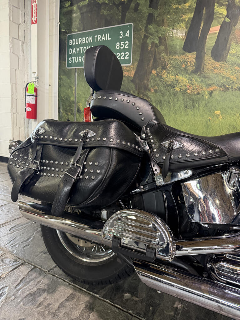 2011 Harley-Davidson® Heritage Softail® Classic No Gimmicks, No Hidden Fees, photo 5