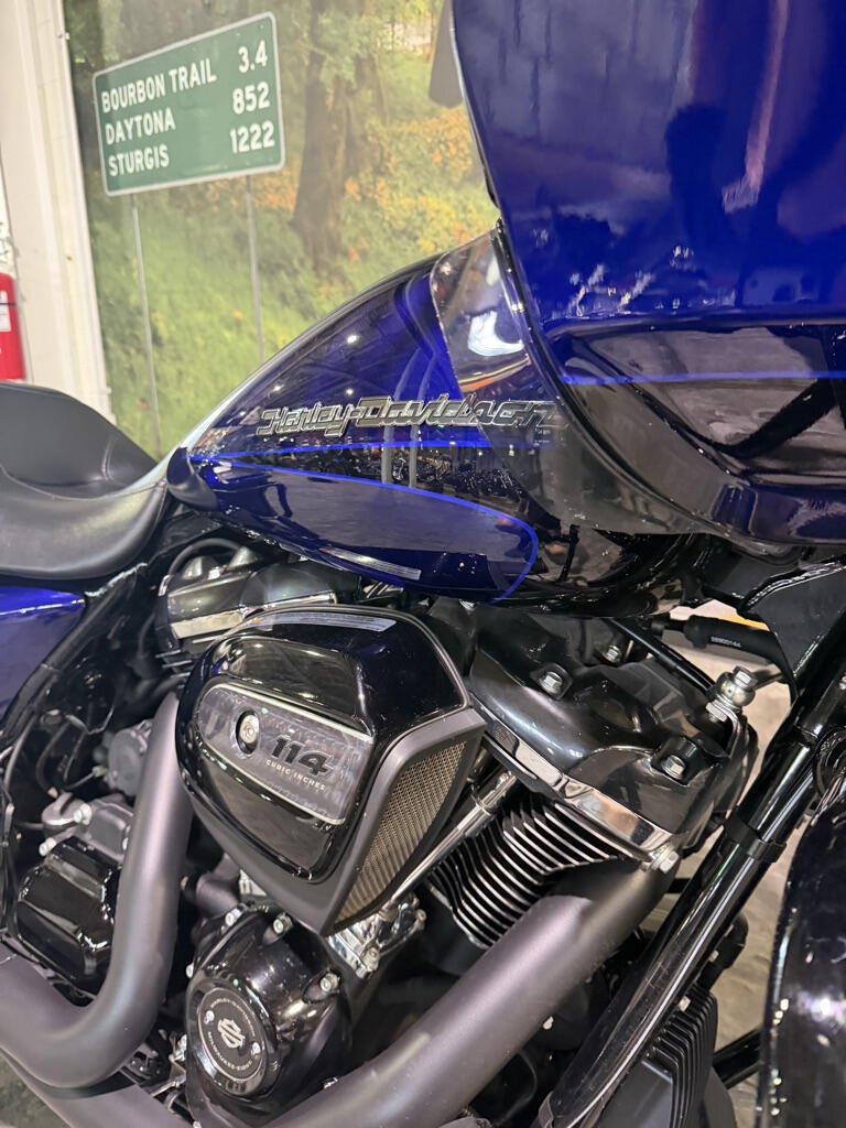 2020 Harley-Davidson® Road Glide® Special, photo 2