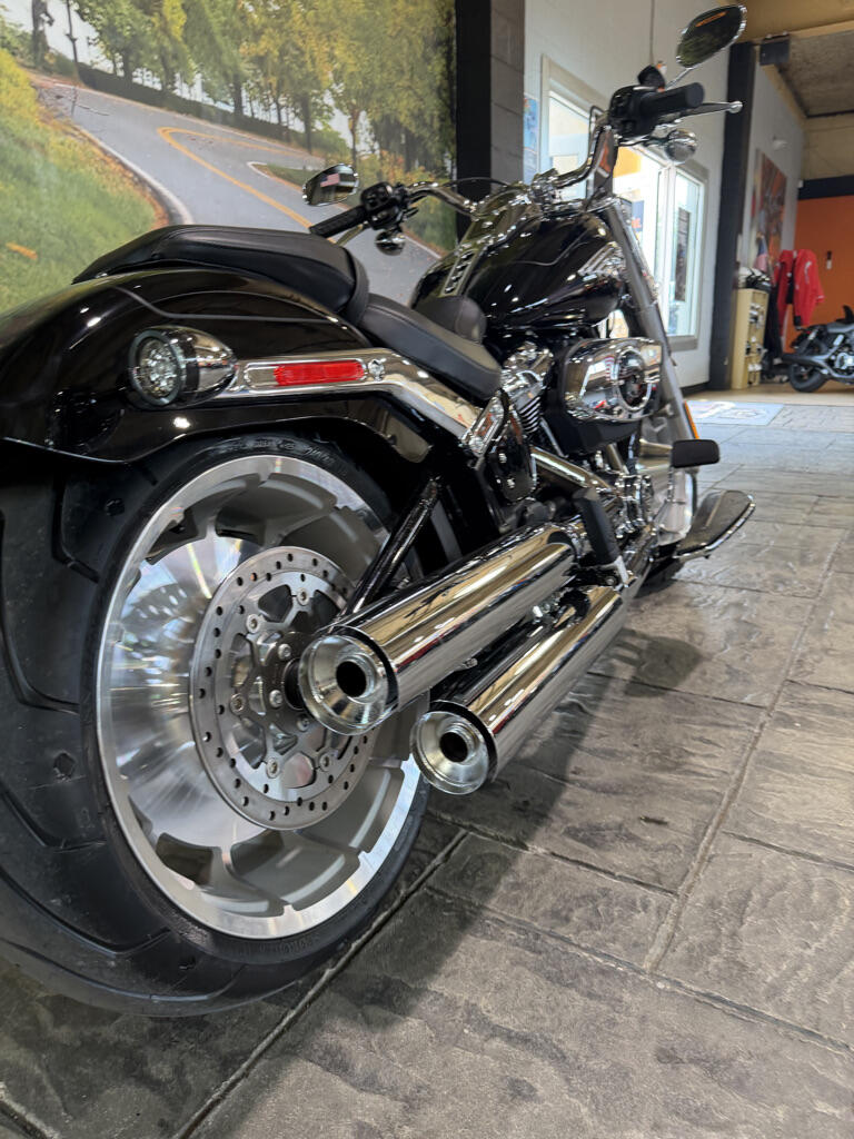 2026 Harley-Davidson® Fat Boy® VIVID BLACK 041139, photo 20