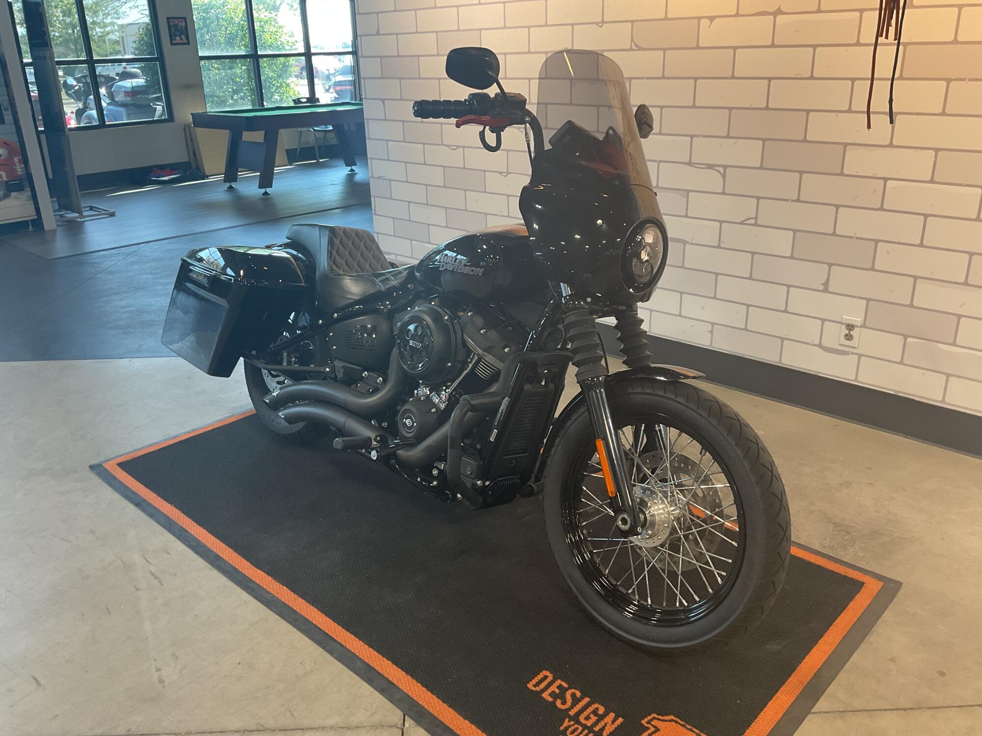 FXBB 2020 Street Bob®, photo 2
