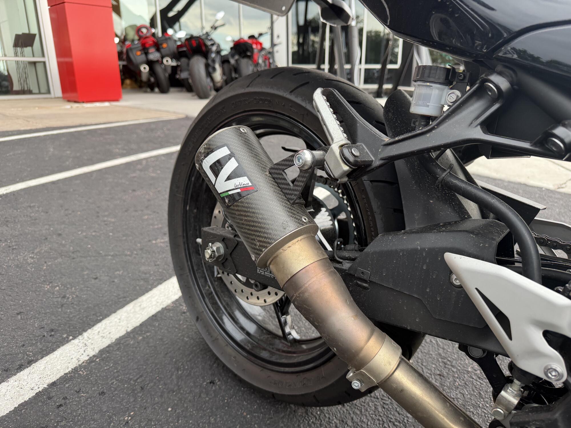 2026 Kawasaki Ninja® 500, photo 8