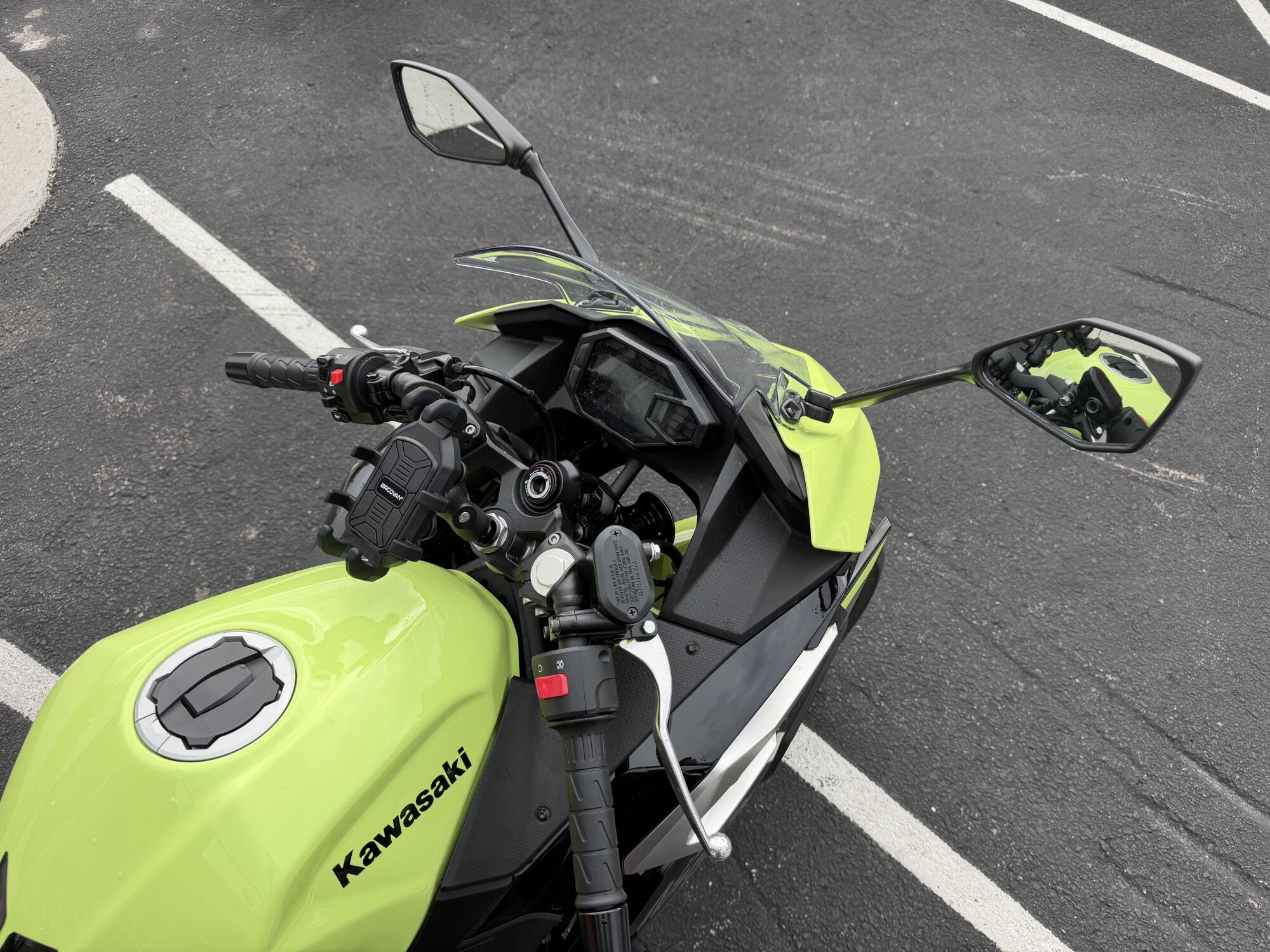2026 Kawasaki Ninja® 500, photo 7