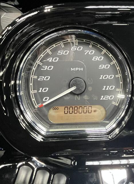 2022 Harley-Davidson® Road Glide® Special, photo 6