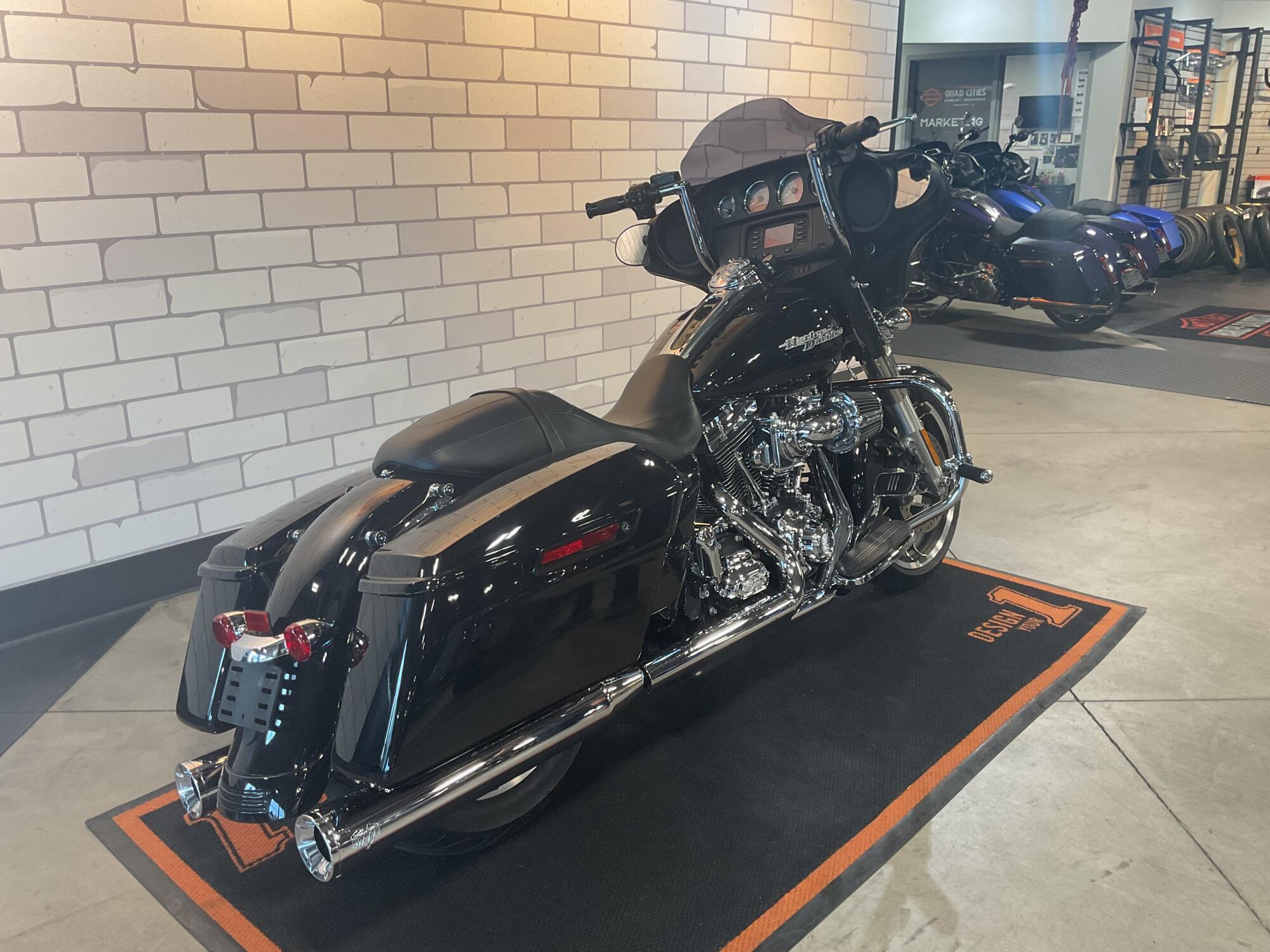 FLHXS 2016 Street Glide® Special, photo 6