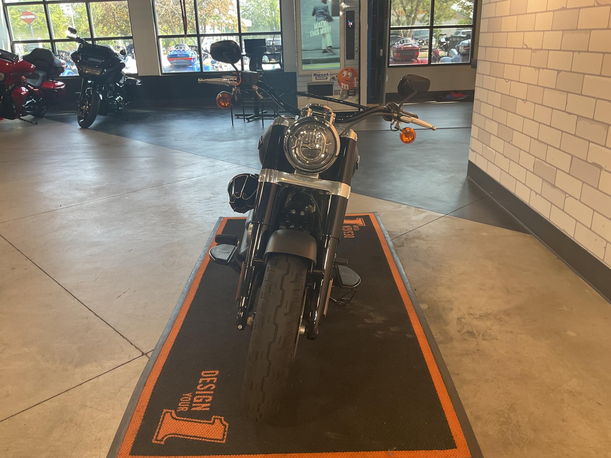 FLSL 2021 Softail Slim®, photo 3