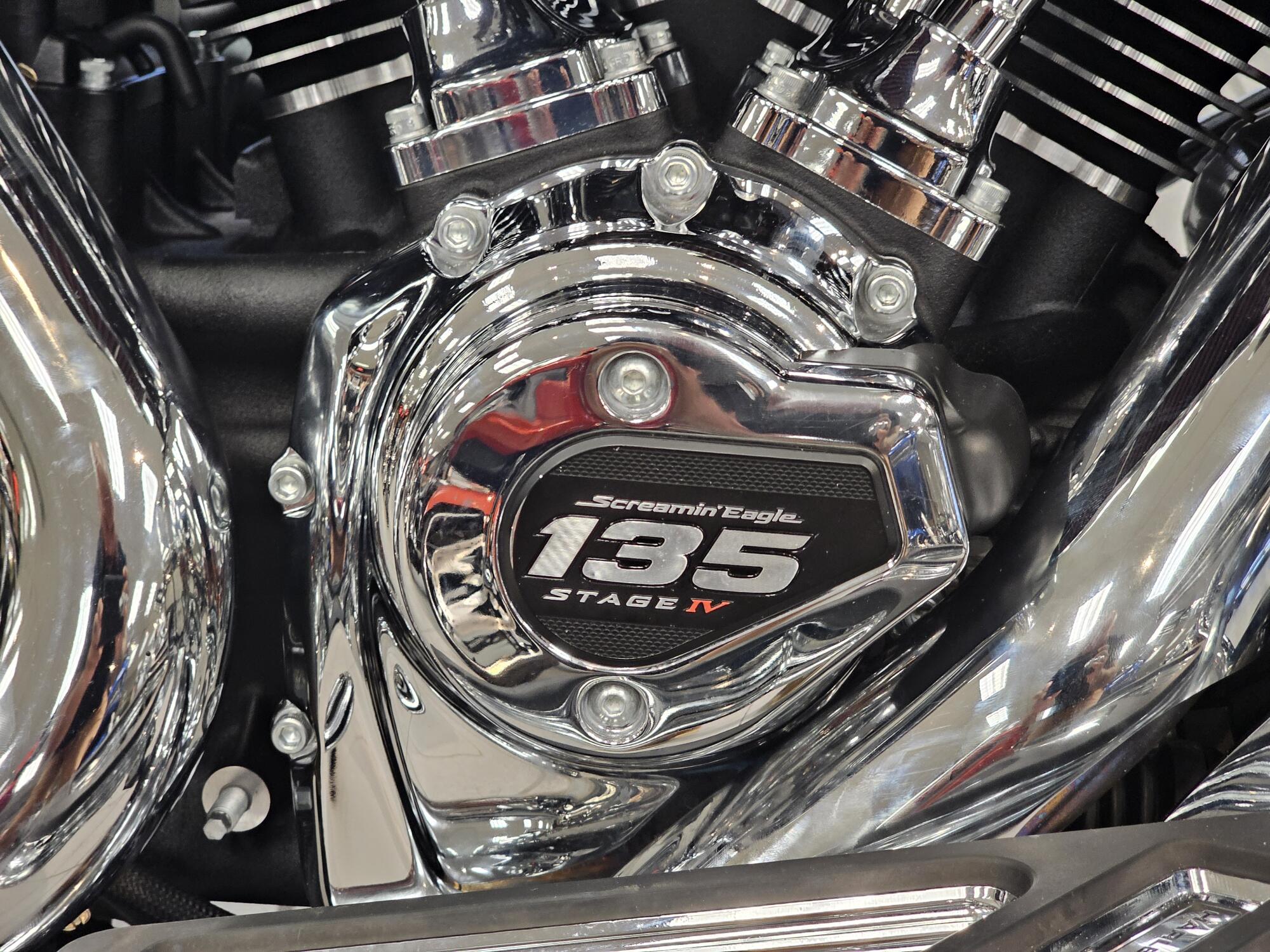 FLHX 2024 Street Glide®, photo 17