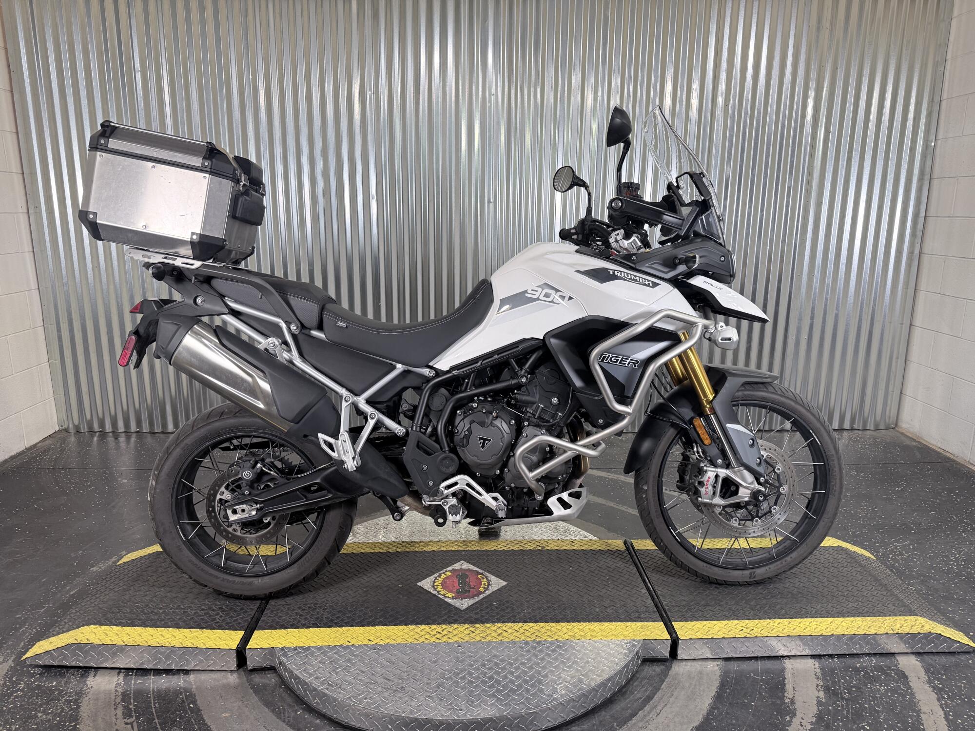 2022 Triumph Tiger 900 Rally Pro Pure White, photo 3