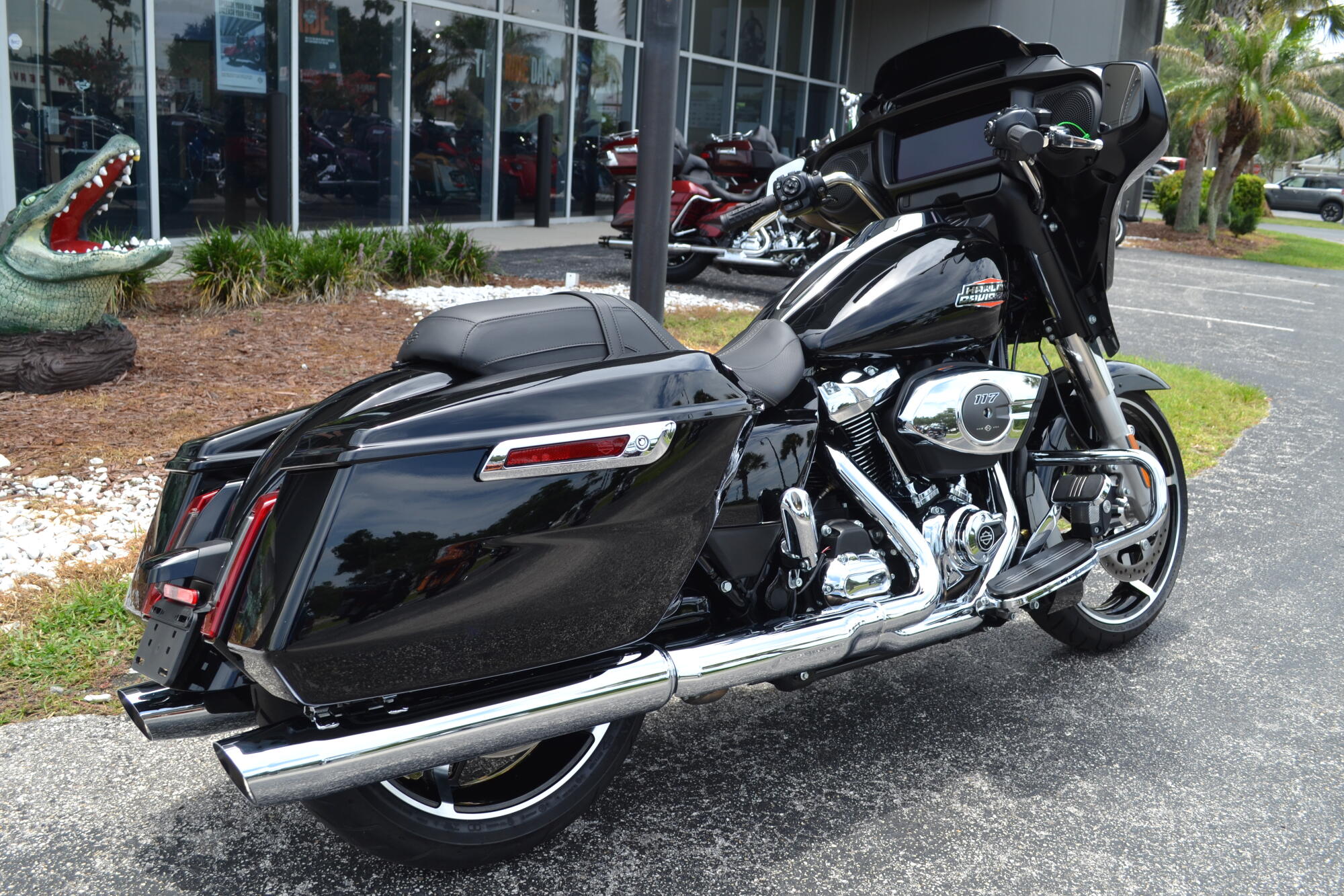 2025 Harley-Davidson® Street Glide® - FLHX, photo 7