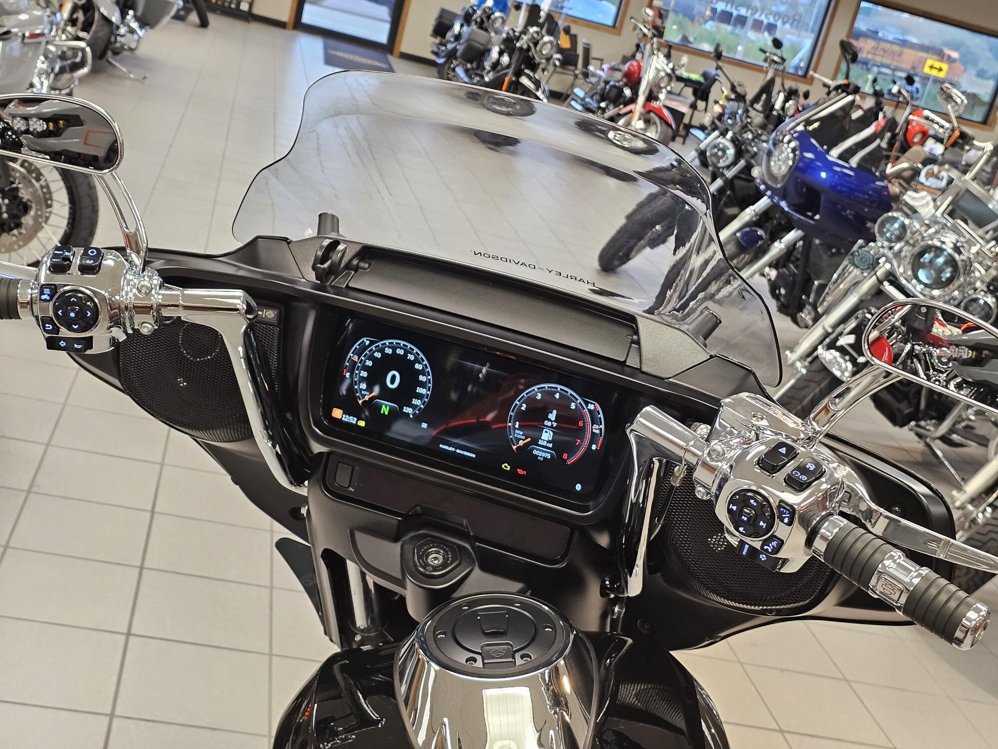 FLHX 2024 Street Glide®, photo 51