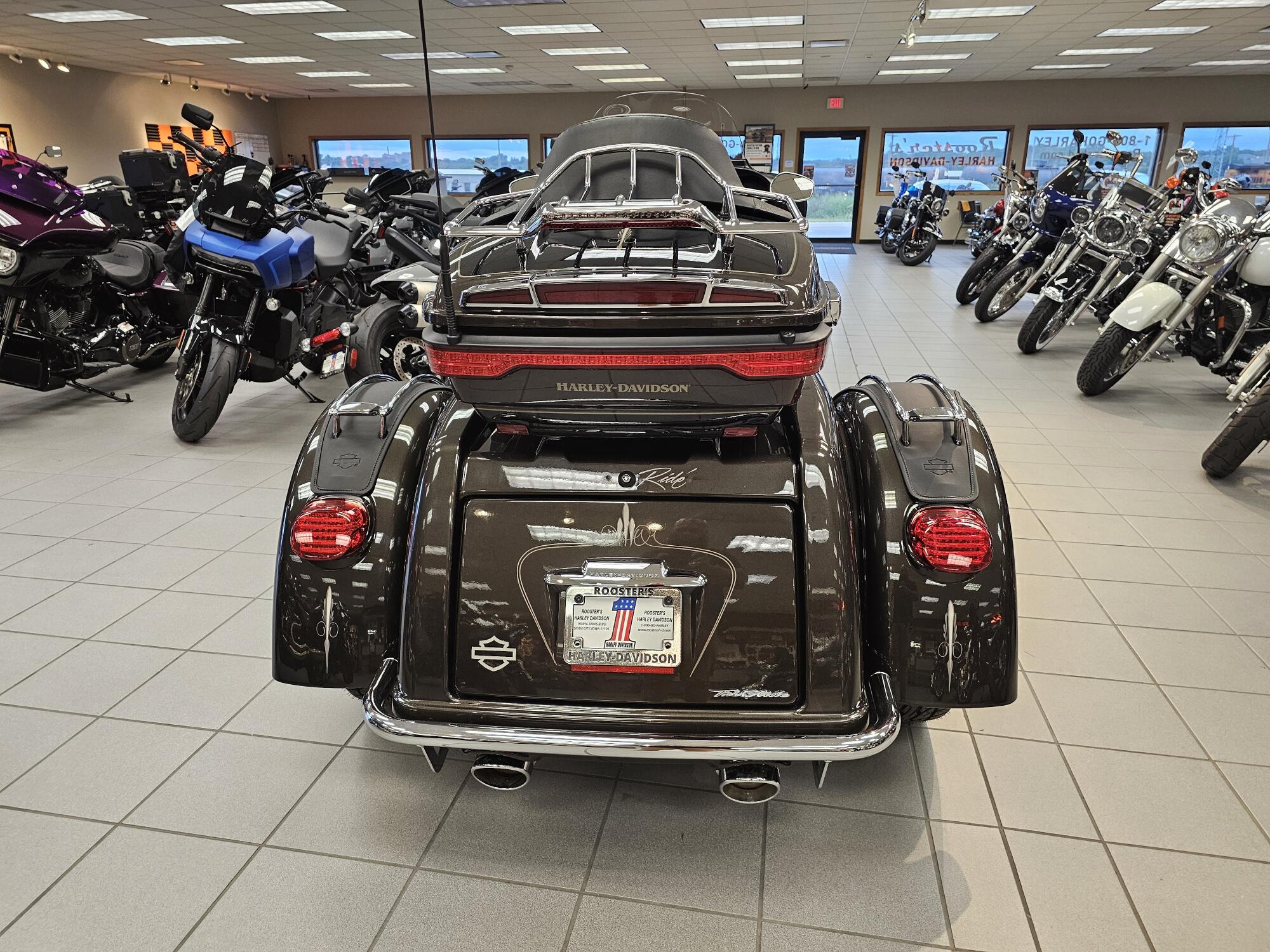 FLHTCUTG 2020 Tri Glide® Ultra, photo 22