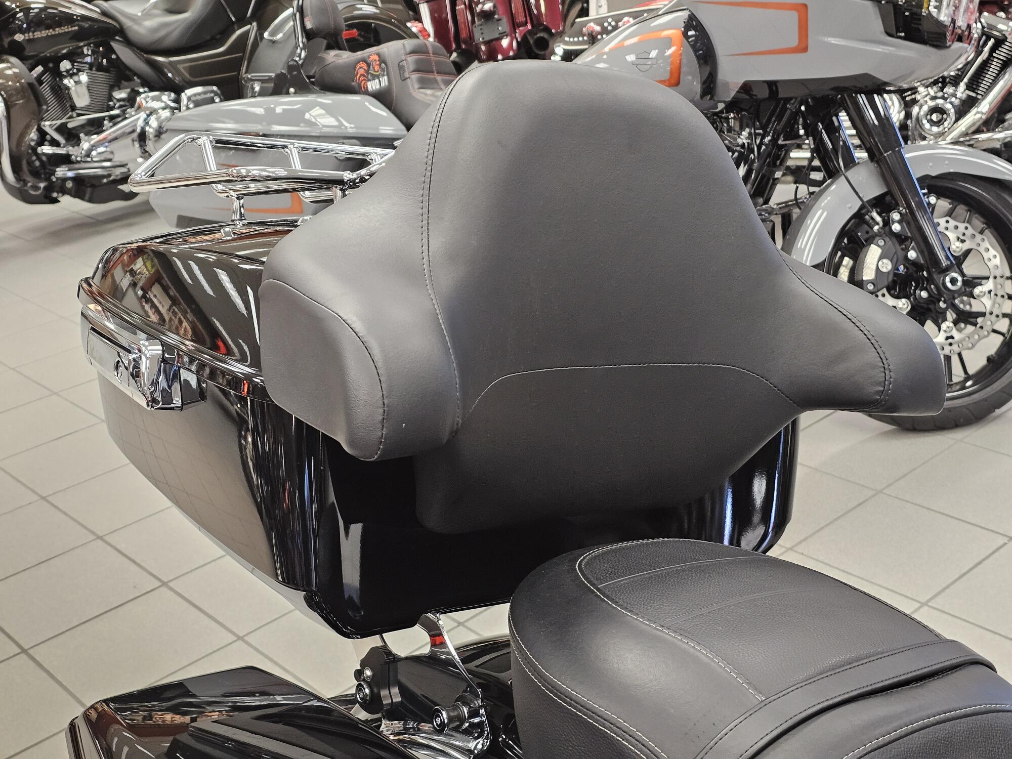 FLHX 2024 Street Glide®, photo 21