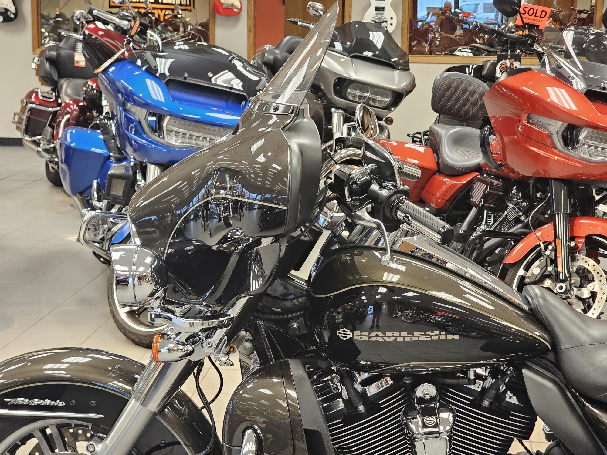 FLHTCUTG 2020 Tri Glide® Ultra, photo 15