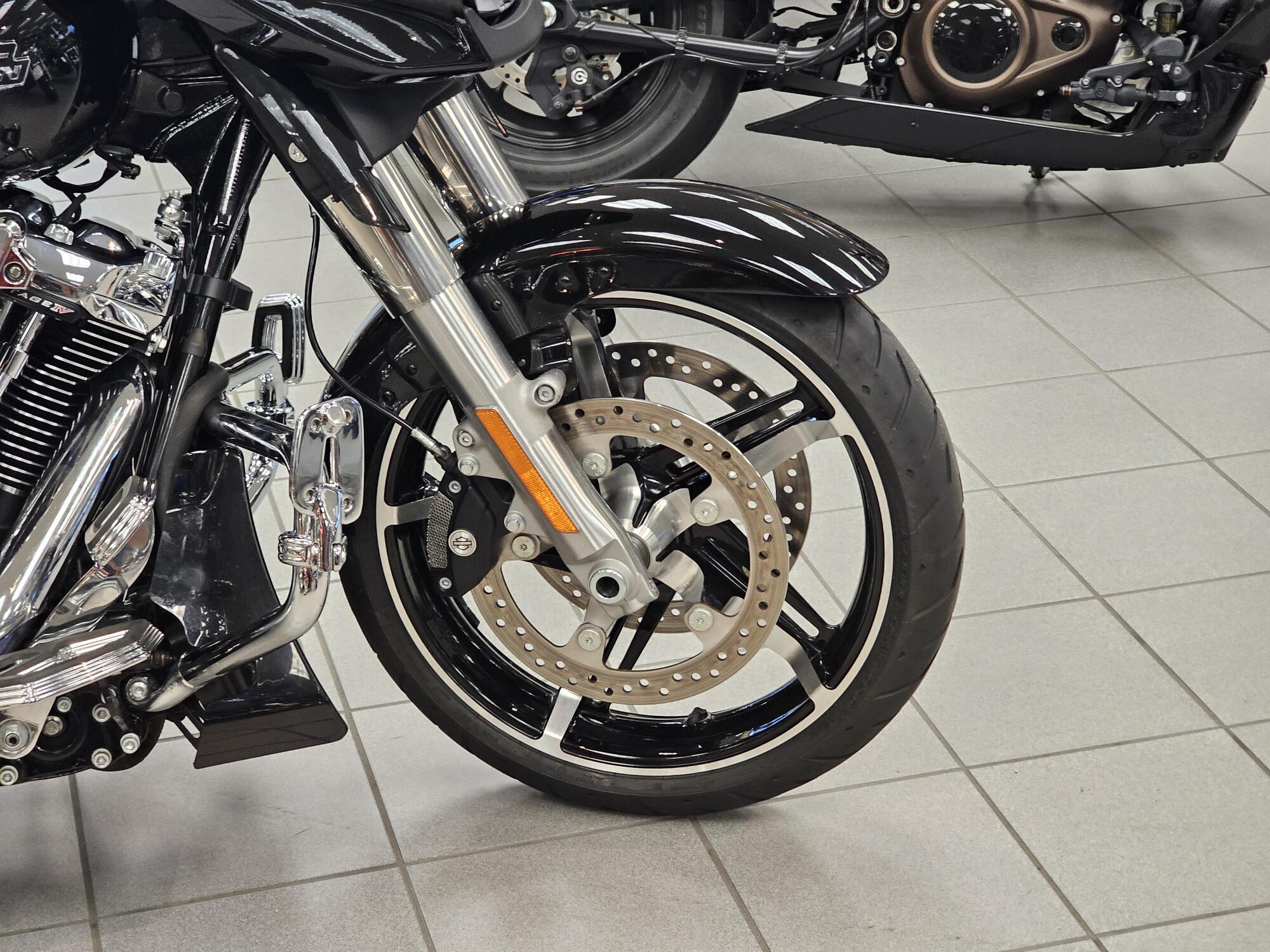 FLHX 2024 Street Glide®, photo 9