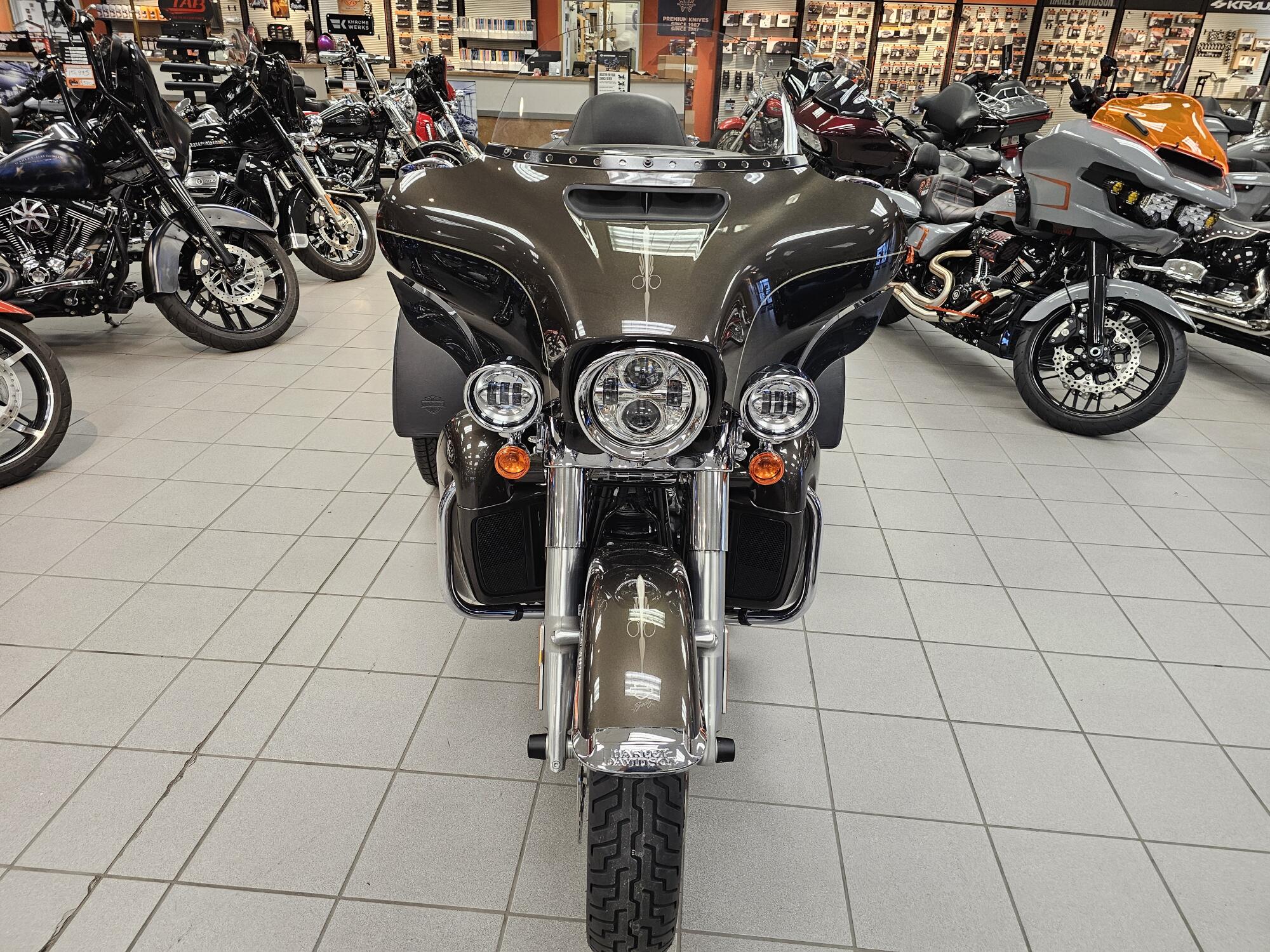 FLHTCUTG 2020 Tri Glide® Ultra, photo 23