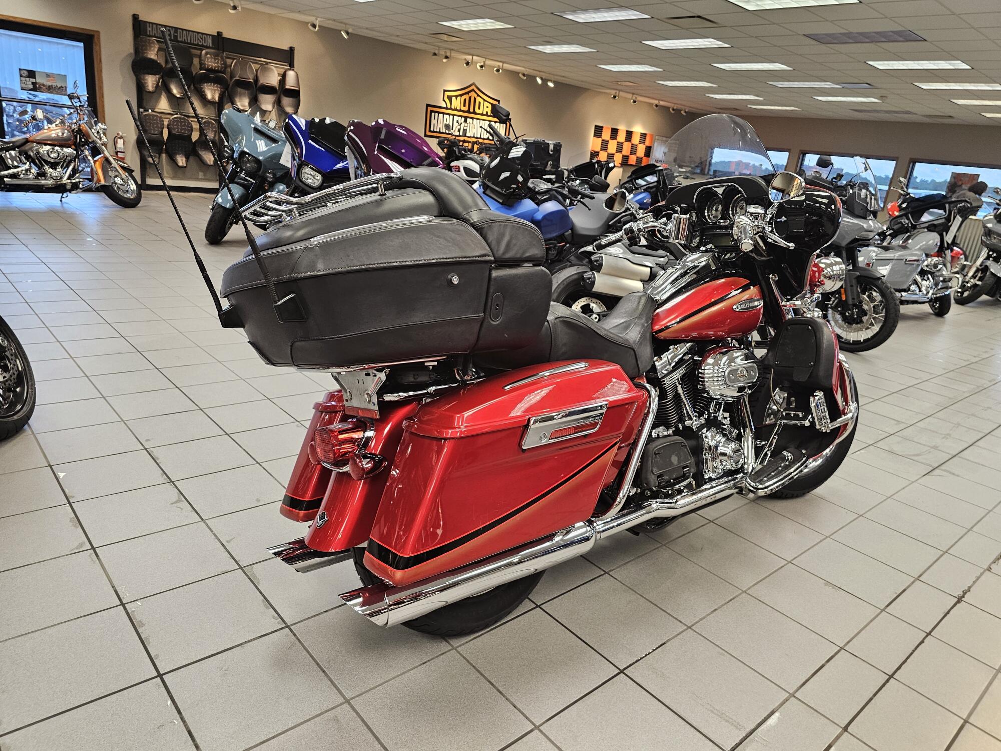 FLHTCUSE2 2007 Screamin’ Eagle Ultra Classic Electra Glide, photo 8