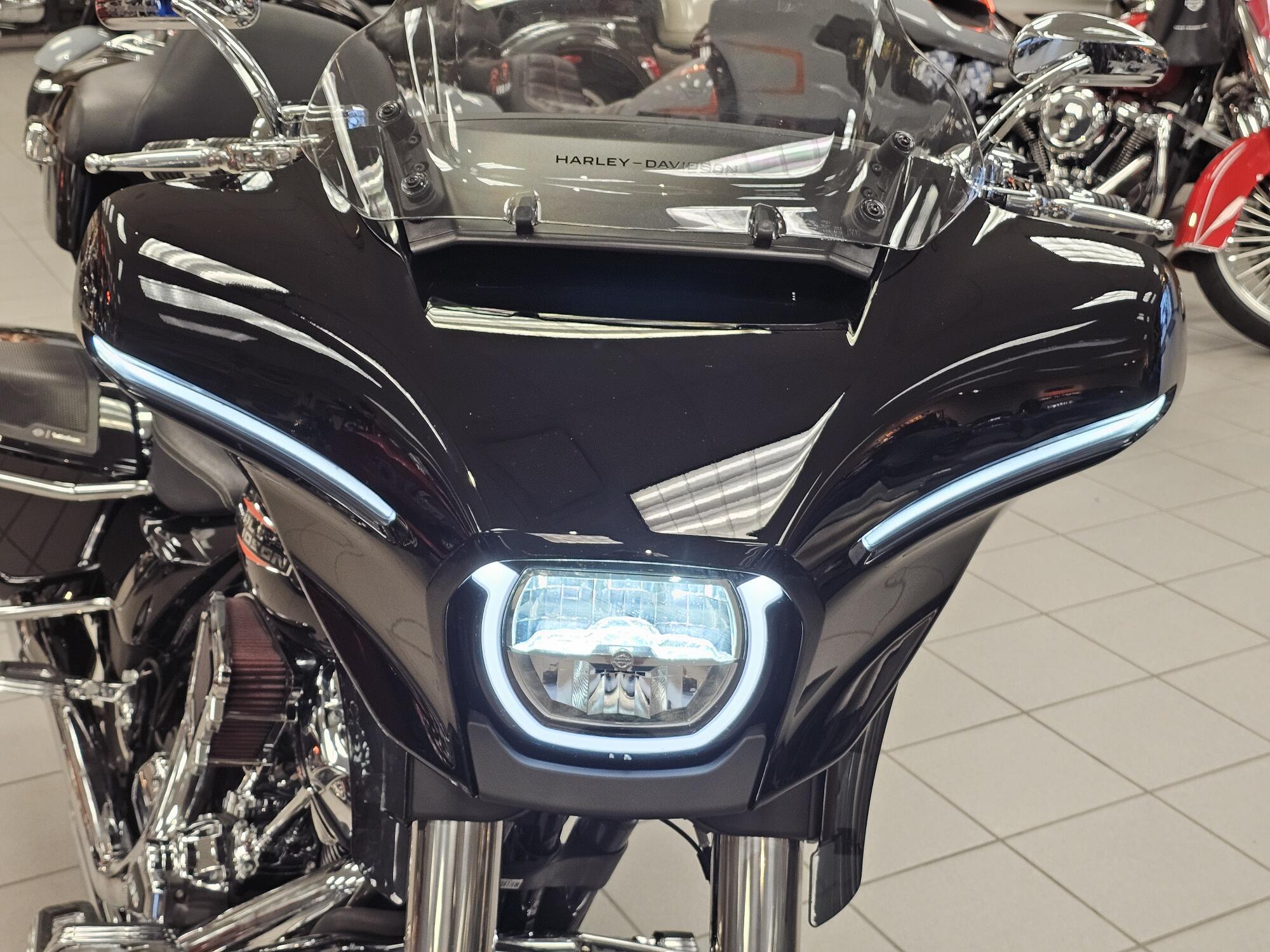 FLHX 2024 Street Glide®, photo 49