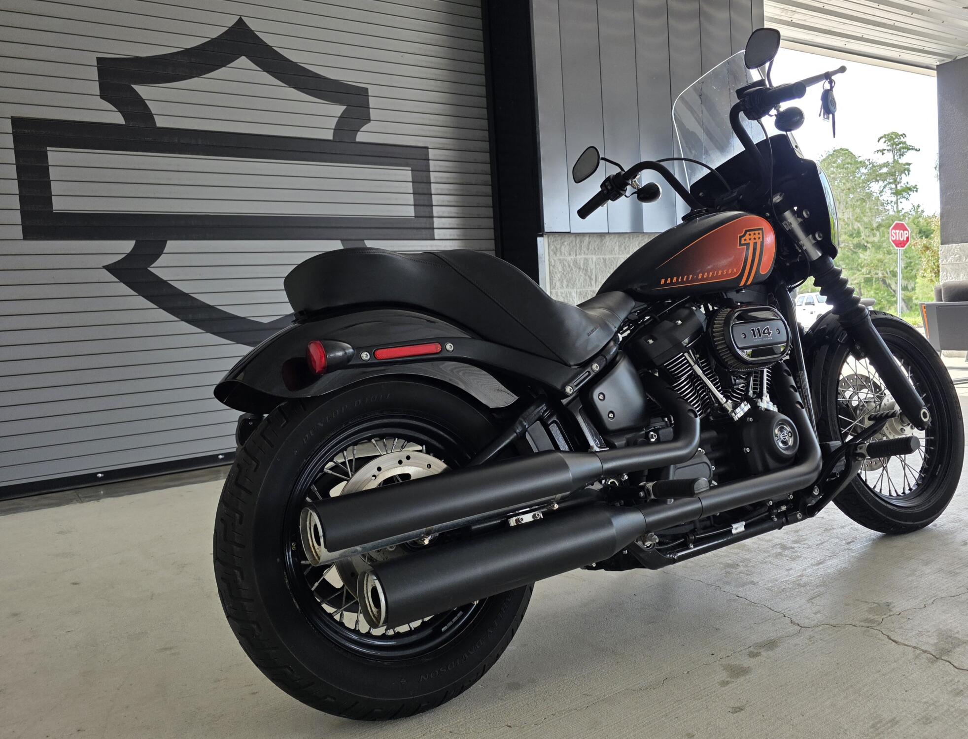 2021 Harley-Davidson® Street Bob® 114 Vivid Black, photo 8