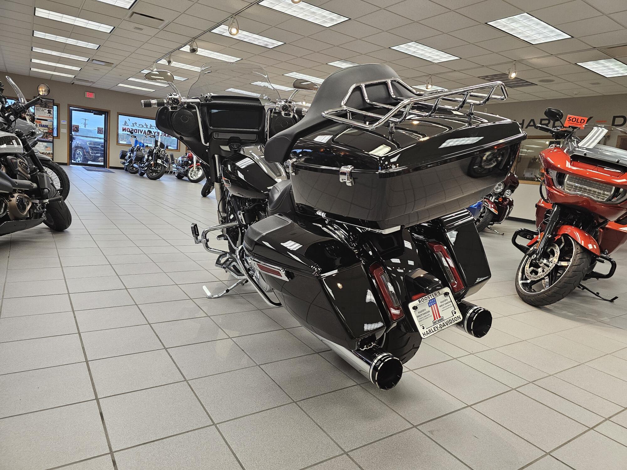 FLHX 2024 Street Glide®, photo 6