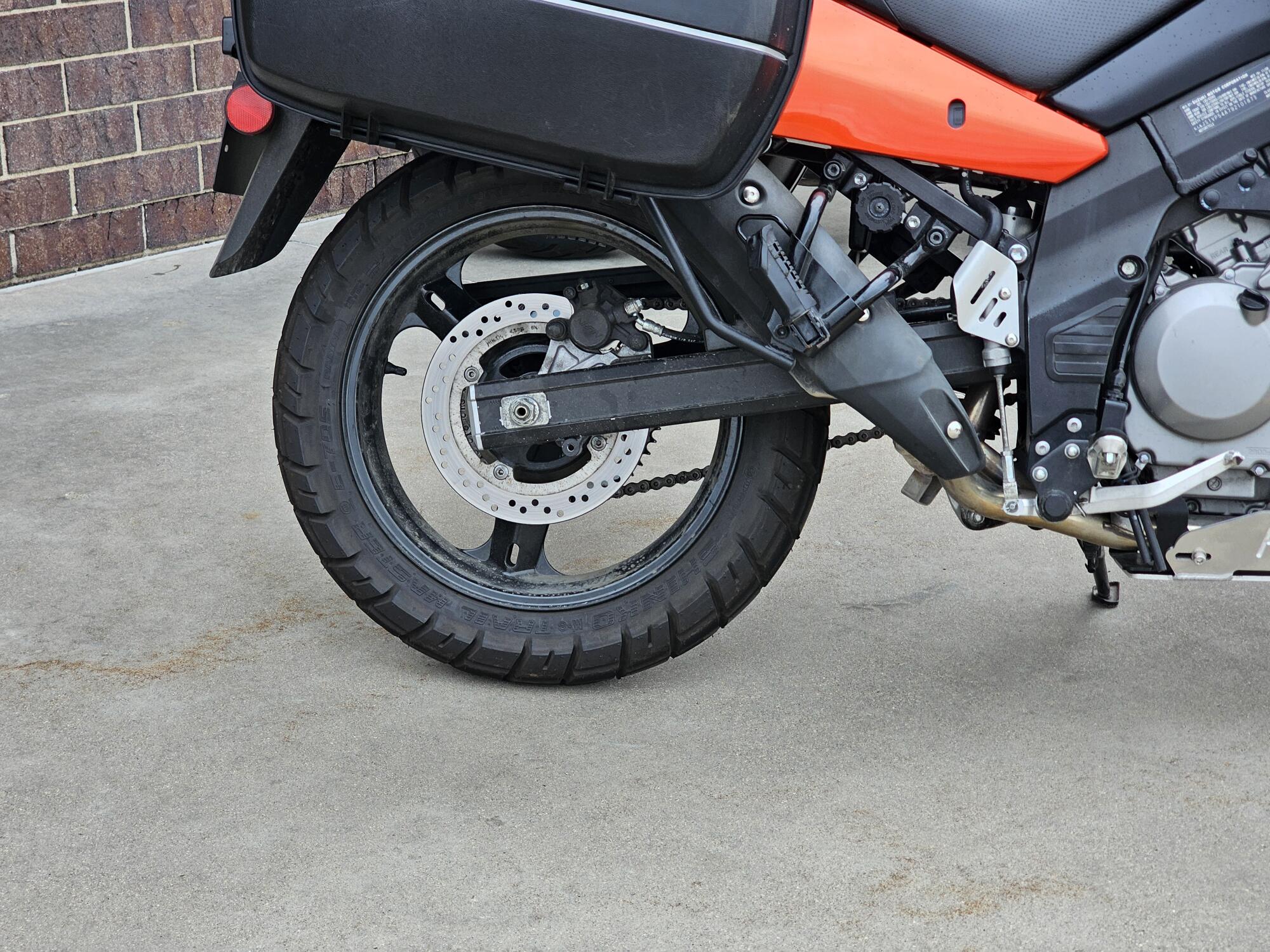 DL650AK9 2009 V-Strom 650 ABS, photo 12