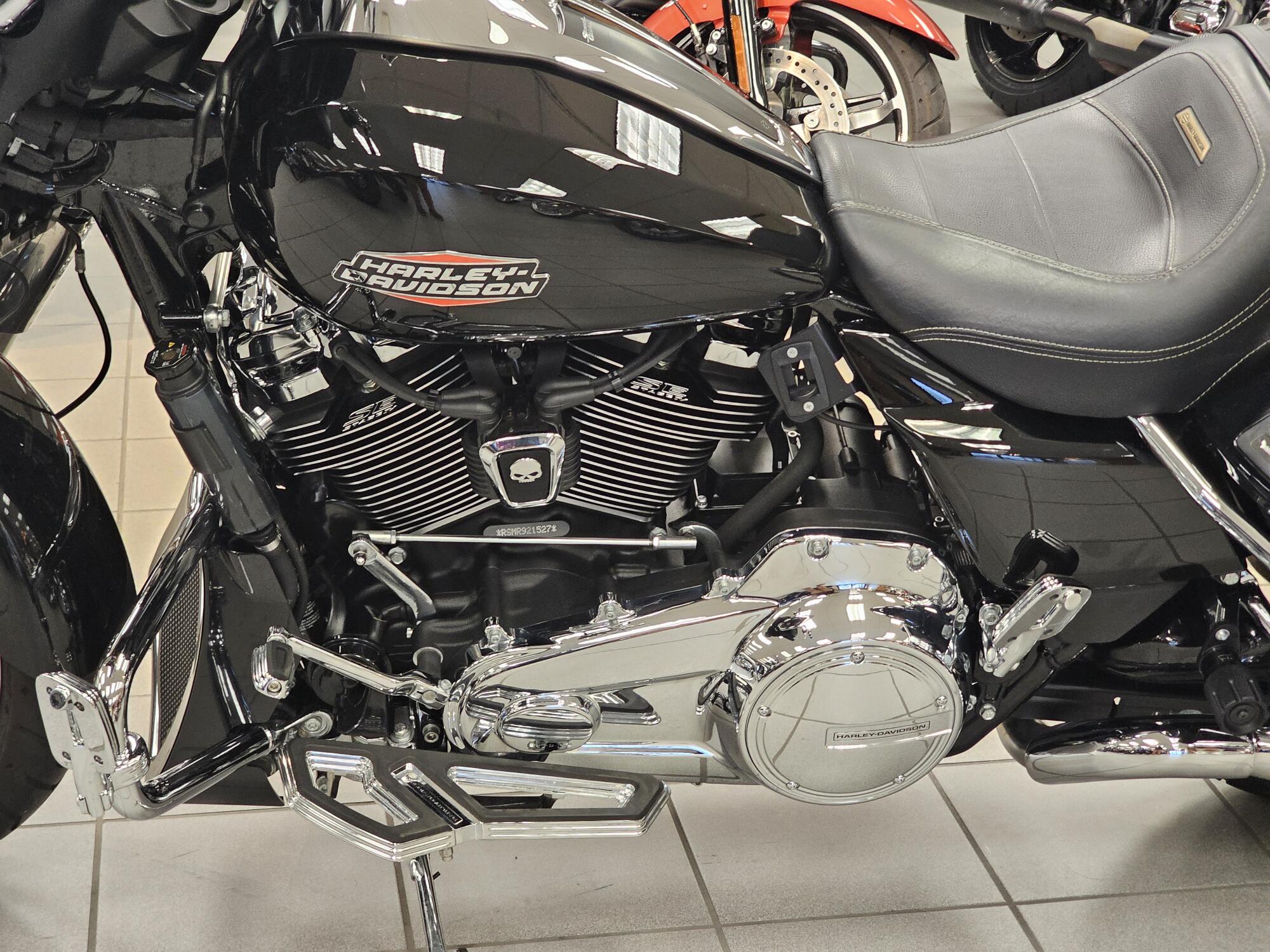 FLHX 2024 Street Glide®, photo 27