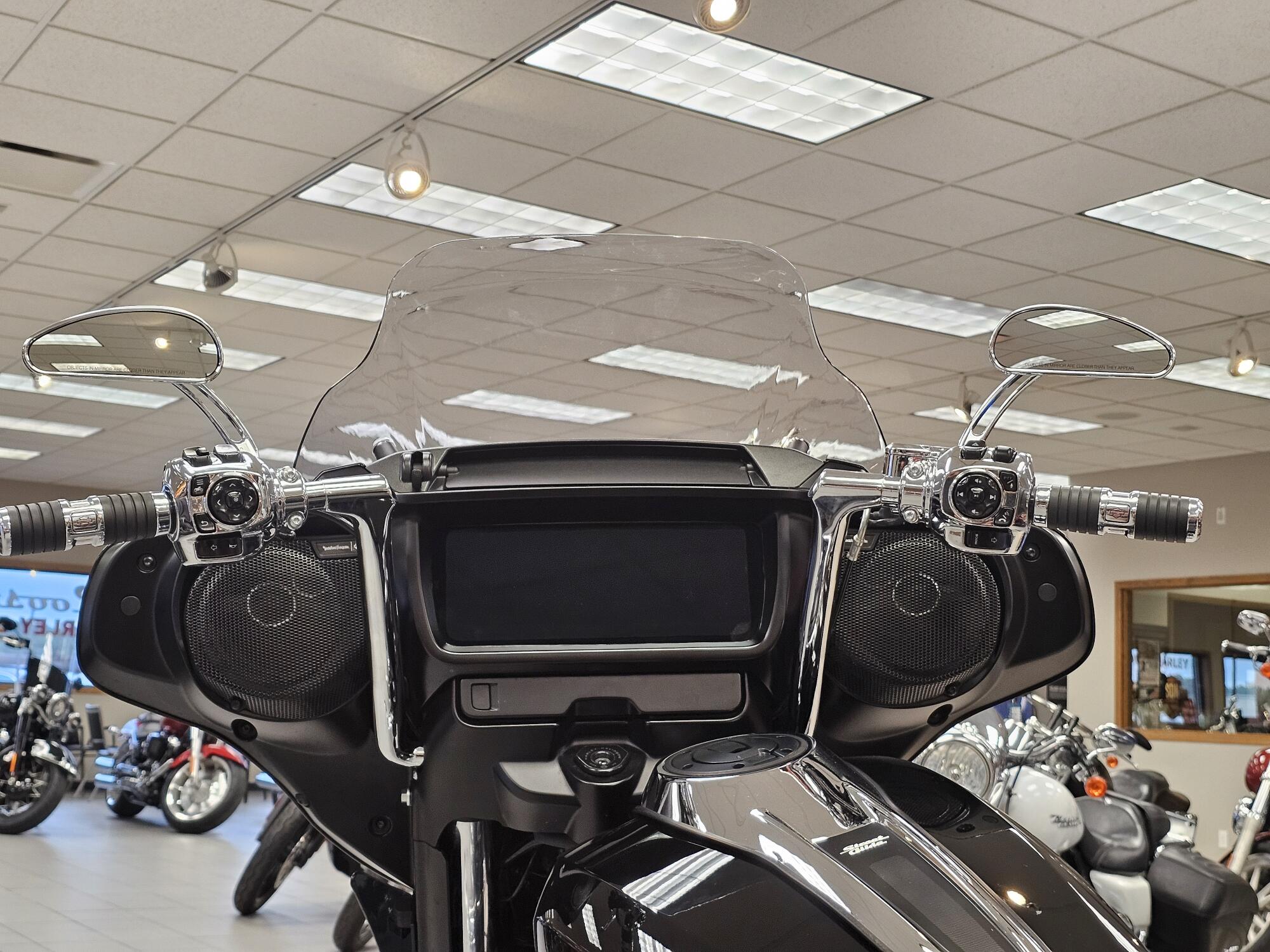 FLHX 2024 Street Glide®, photo 40