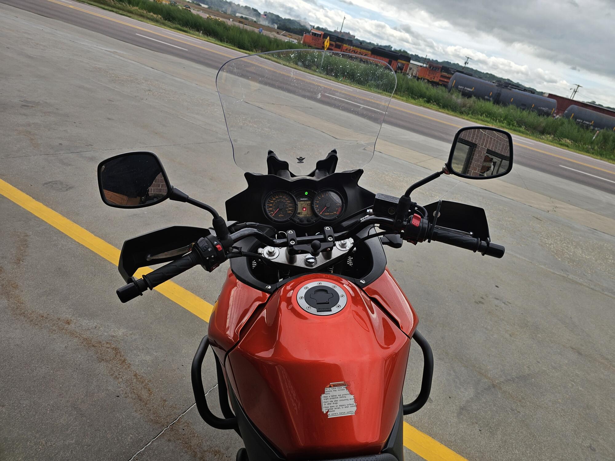 DL650AK9 2009 V-Strom 650 ABS, photo 23
