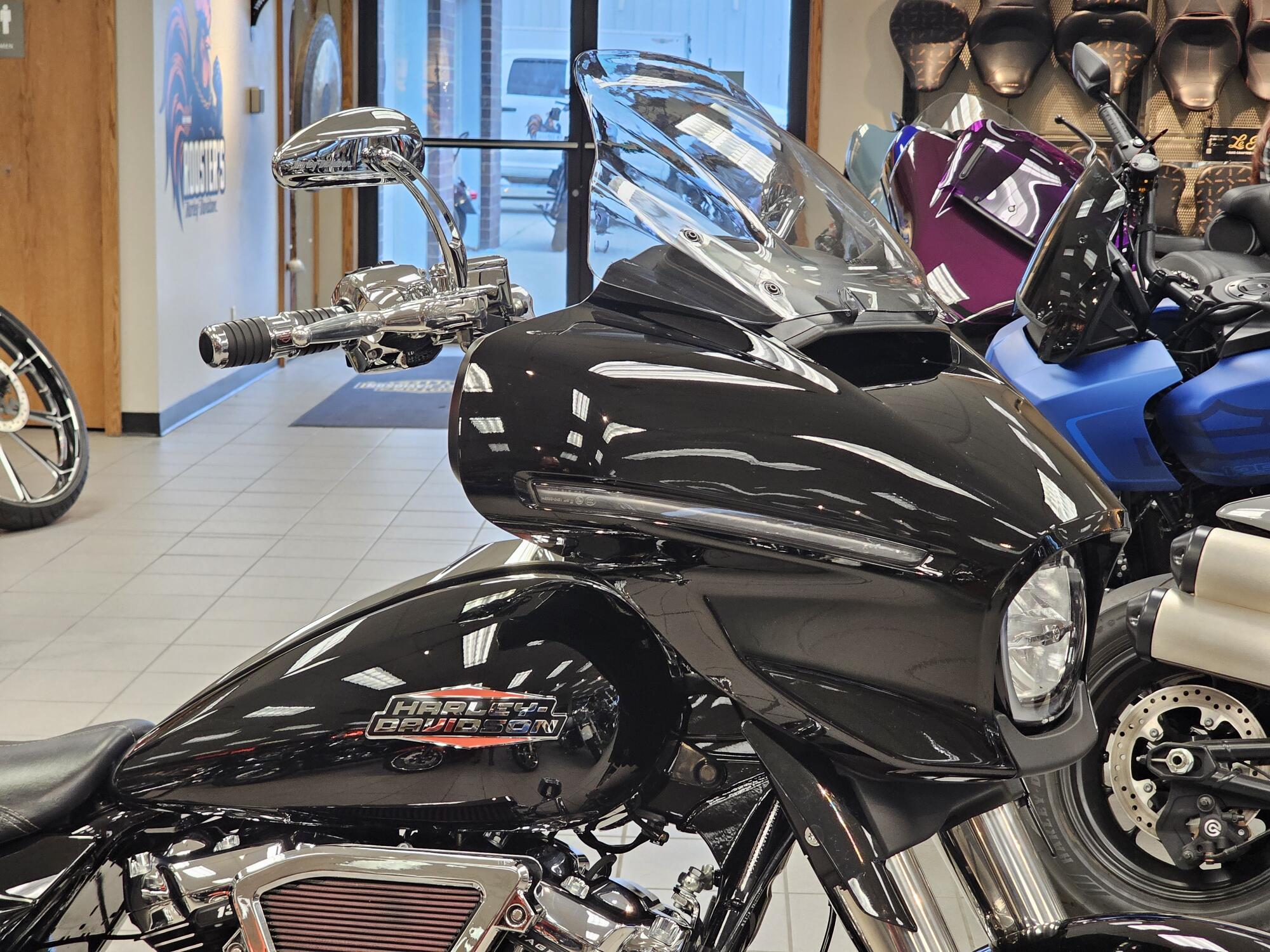 FLHX 2024 Street Glide®, photo 10