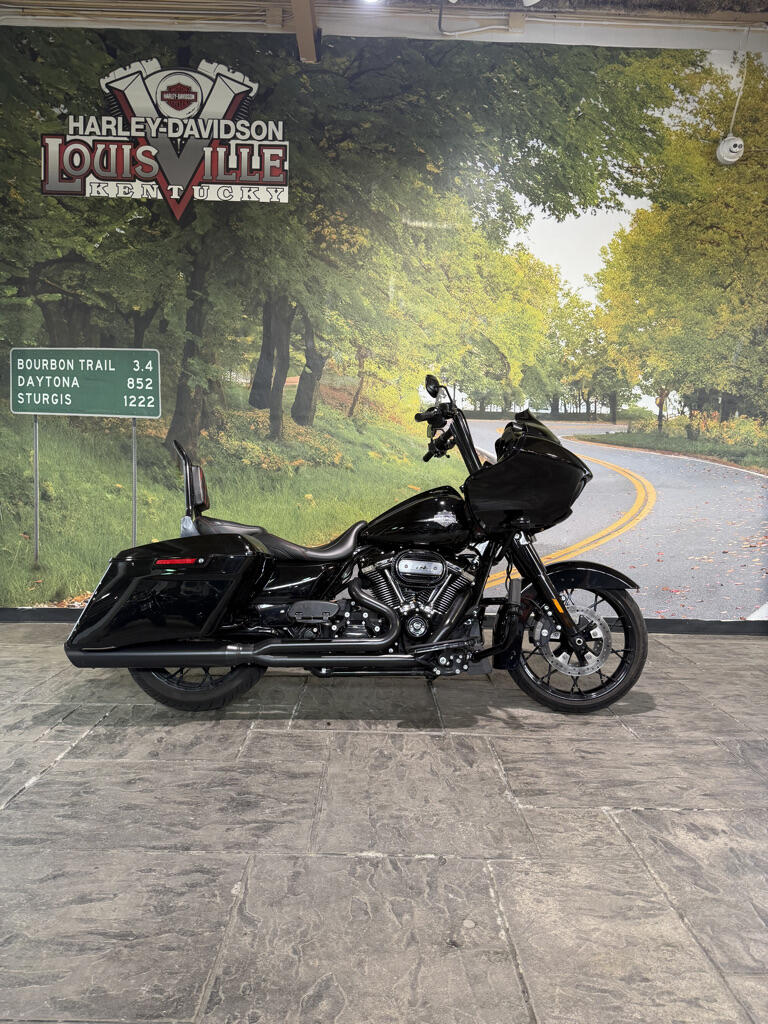 2023 Harley-Davidson® Road Glide® Special