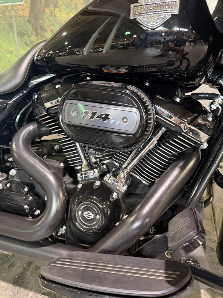 2023 Harley-Davidson® Road Glide® Special, photo 3