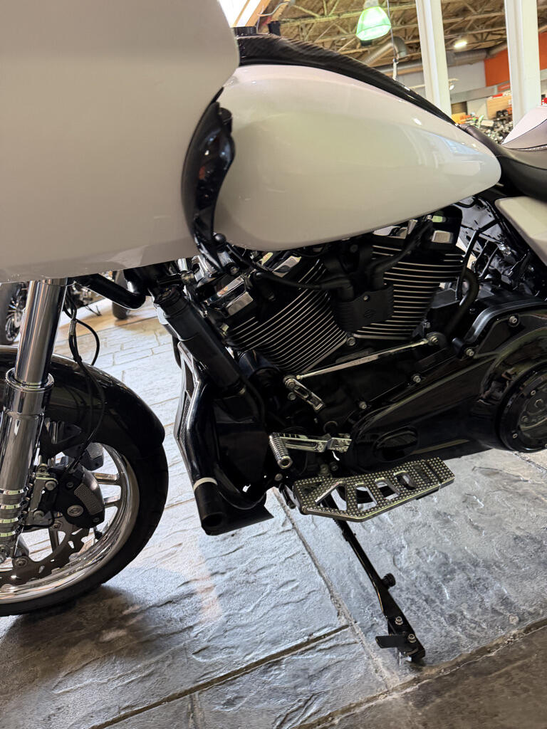 2024 Harley-Davidson® Road Glide®, photo 13