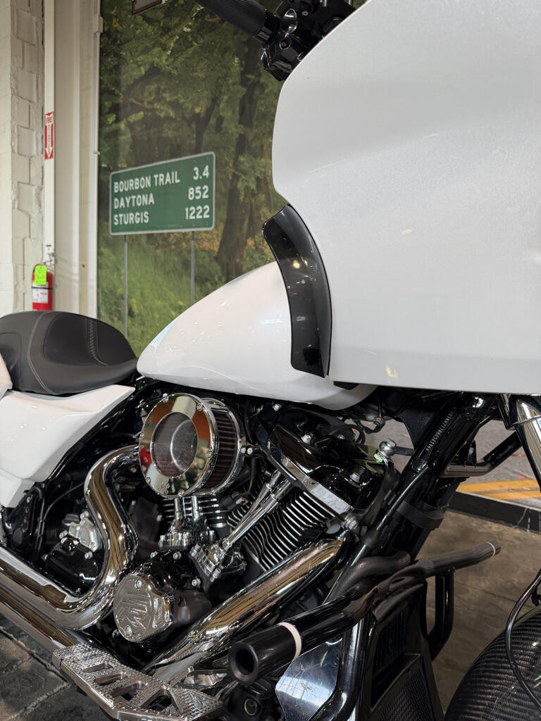2024 Harley-Davidson® Road Glide®, photo 2