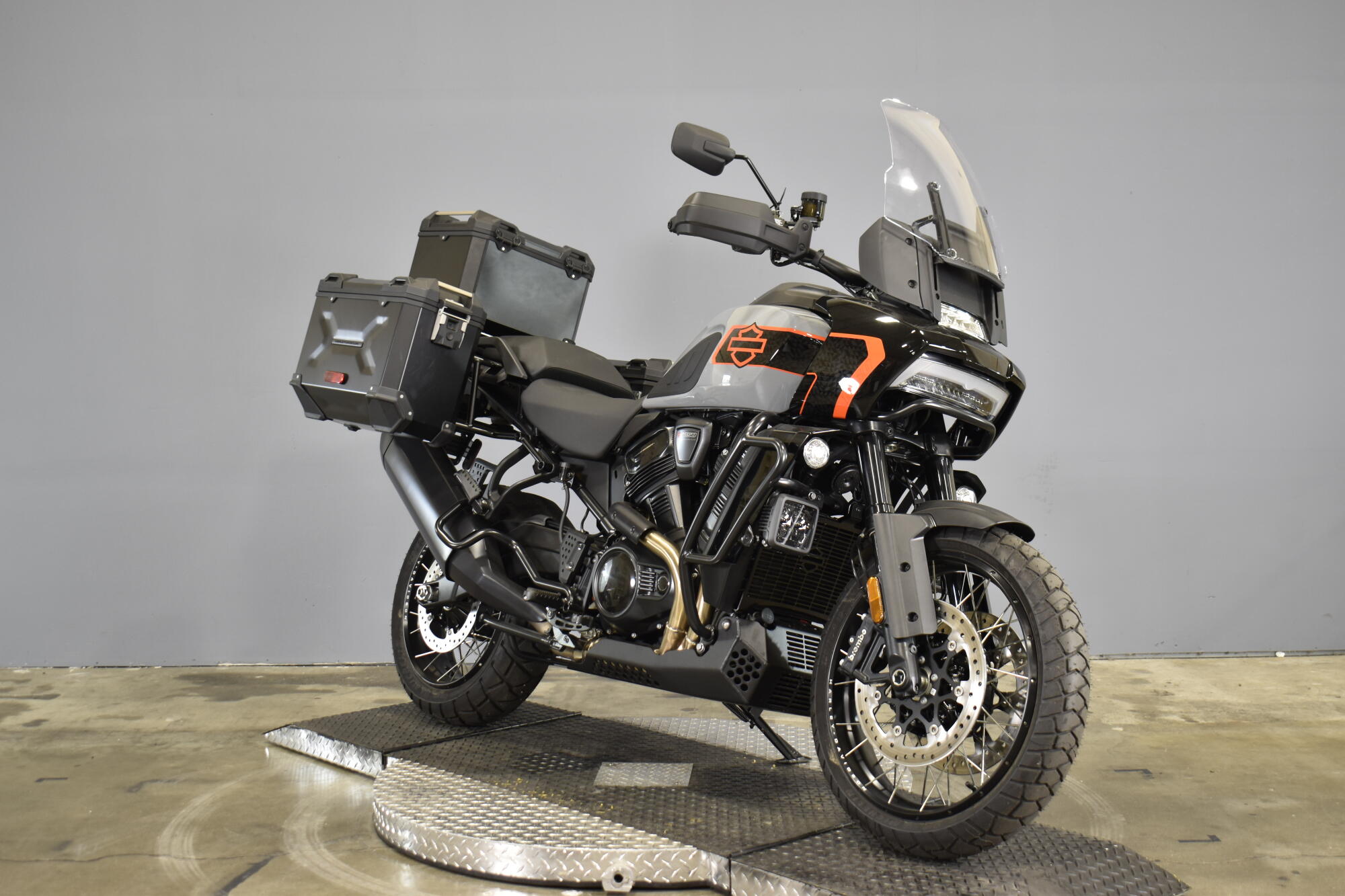 2026 Harley-Davidson® Pan America 1250 Limited RA1250L, photo 2