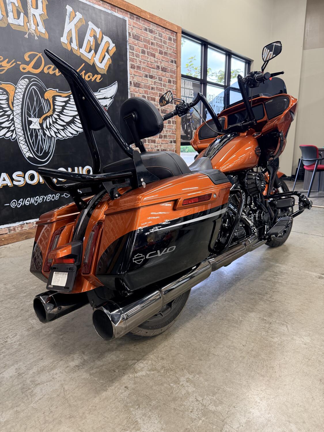 2023 Harley-Davidson® CVO™ Road Glide™ FLTRXSE, photo 7