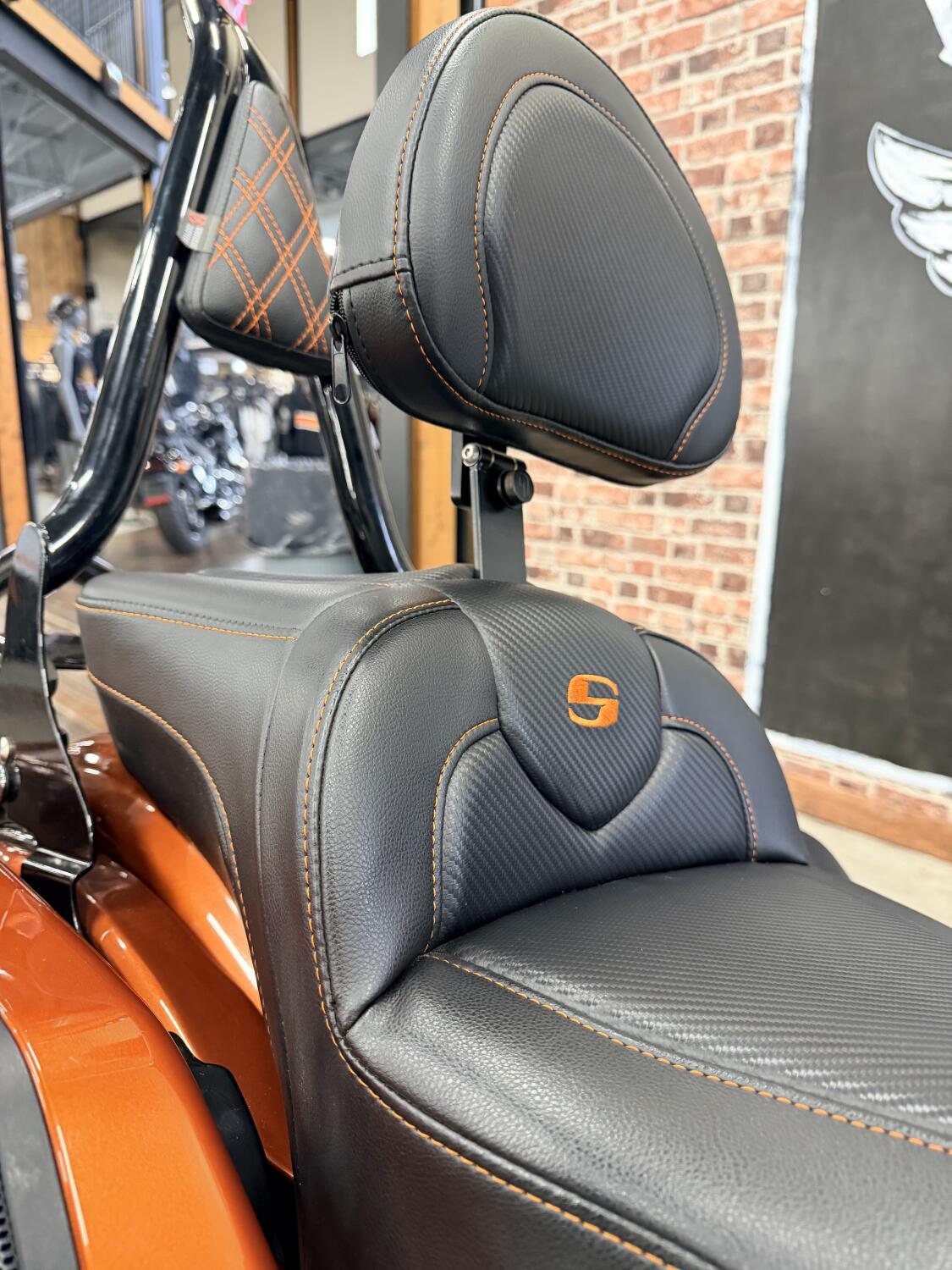 2023 Harley-Davidson® CVO™ Road Glide™ FLTRXSE, photo 14