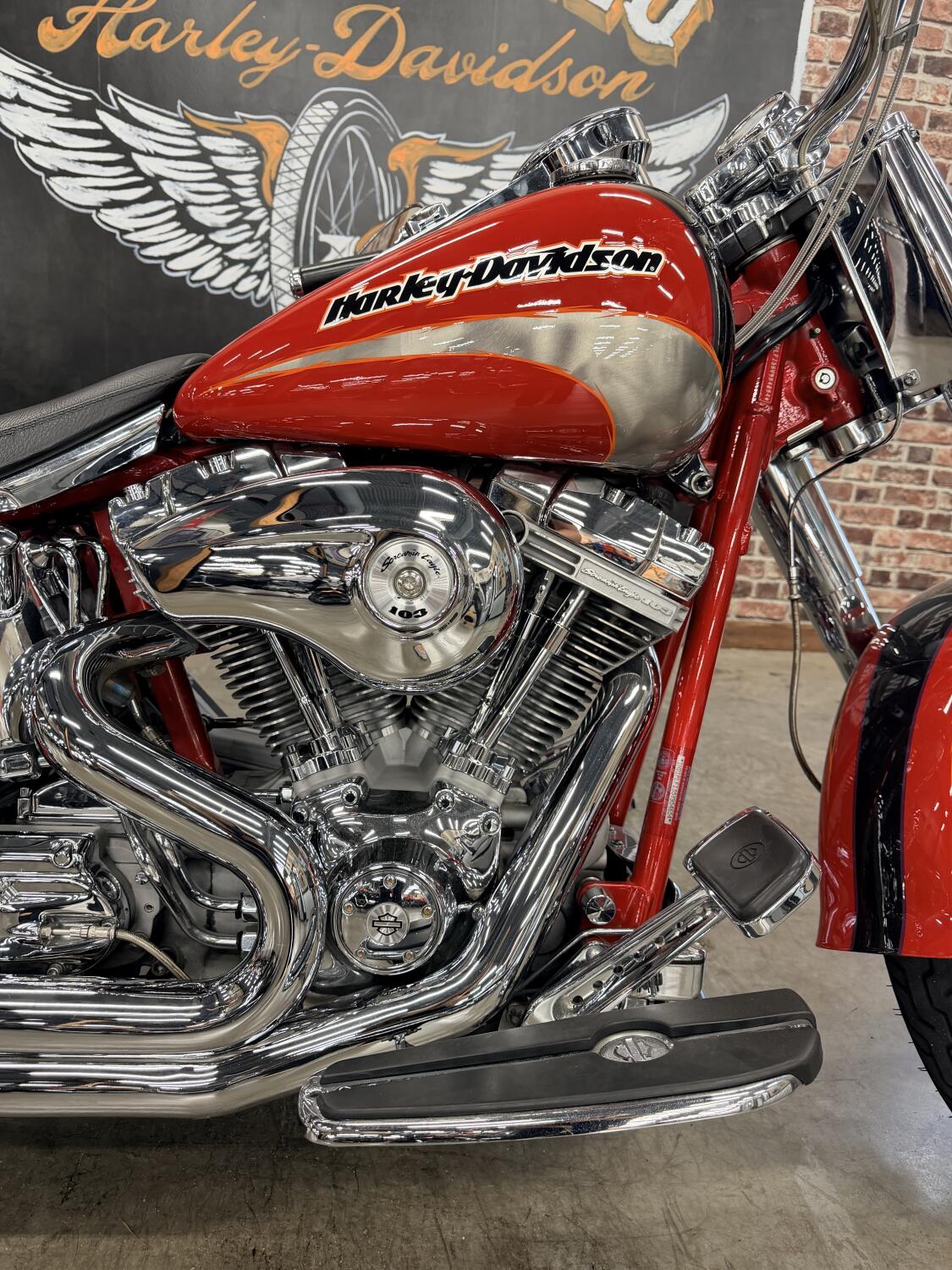 2005 Harley-Davidson® Screamin' Eagle Fat Boy FLSTFSE, photo 2