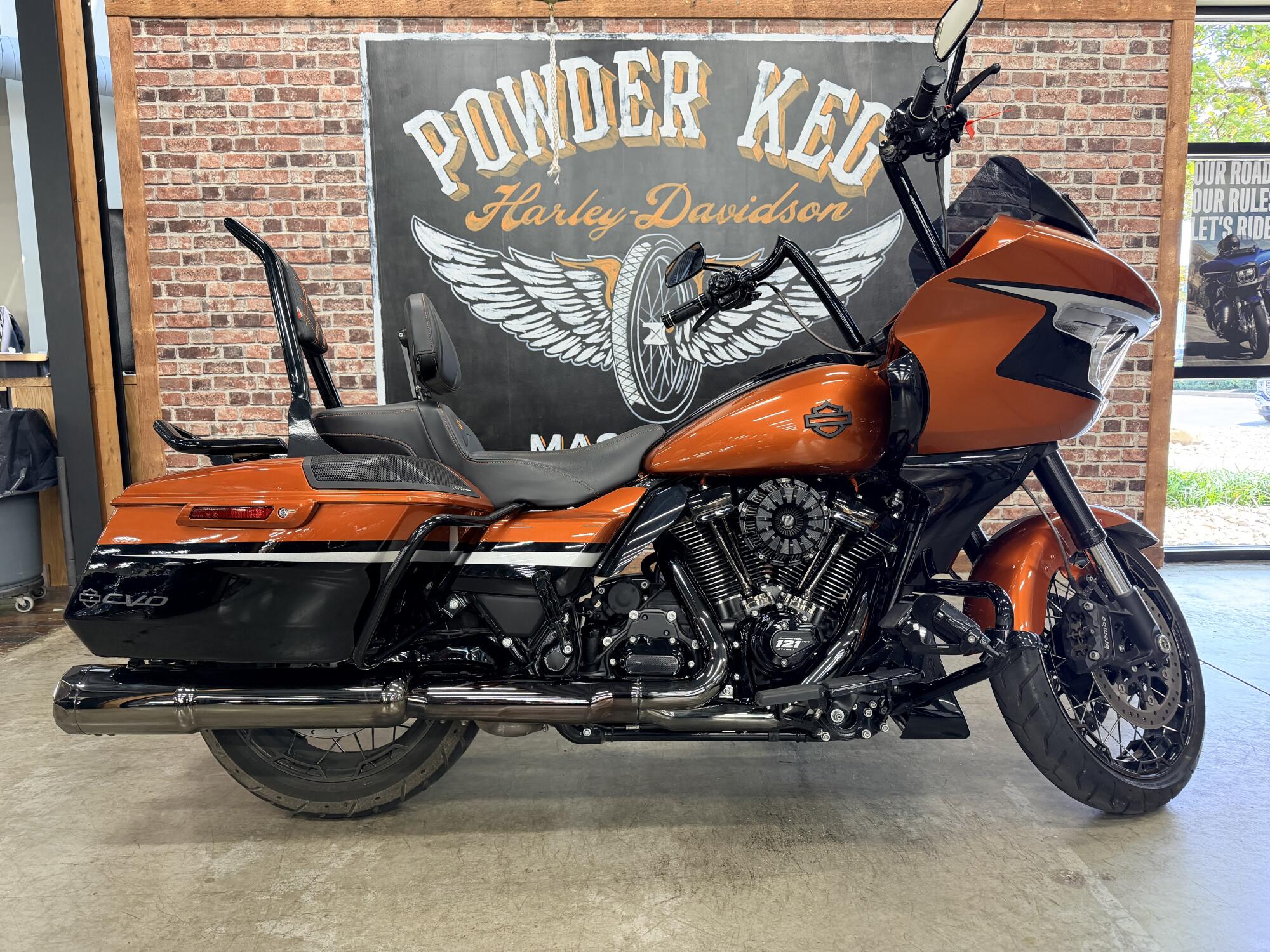 2023 Harley-Davidson® CVO™ Road Glide™ FLTRXSE