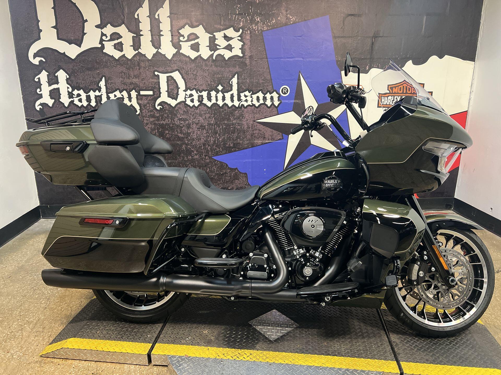 2026 Harley-Davidson® Road Glide Limited FLTRXL, photo 7