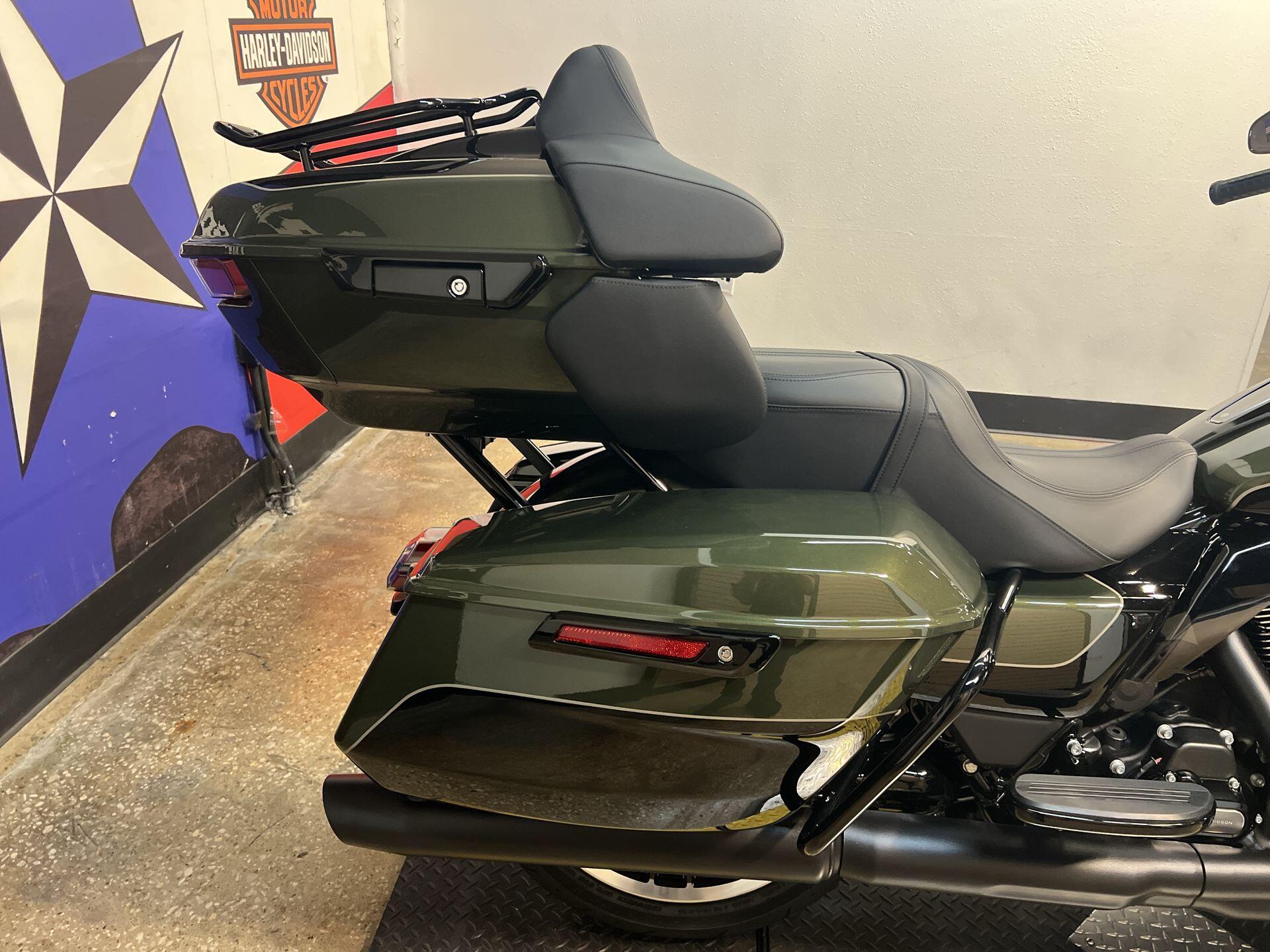 2026 Harley-Davidson® Road Glide Limited FLTRXL, photo 16