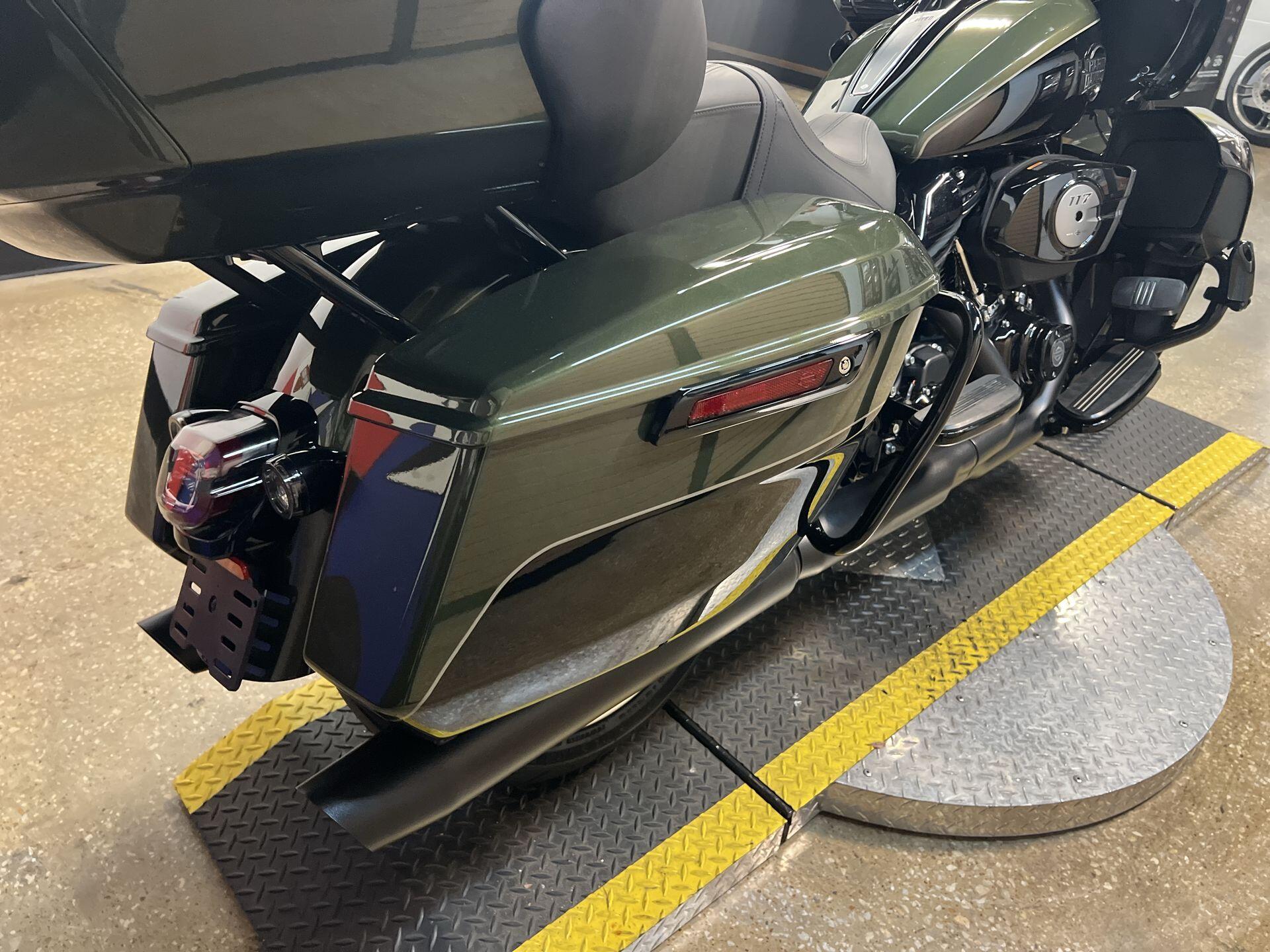 2026 Harley-Davidson® Road Glide Limited FLTRXL, photo 17