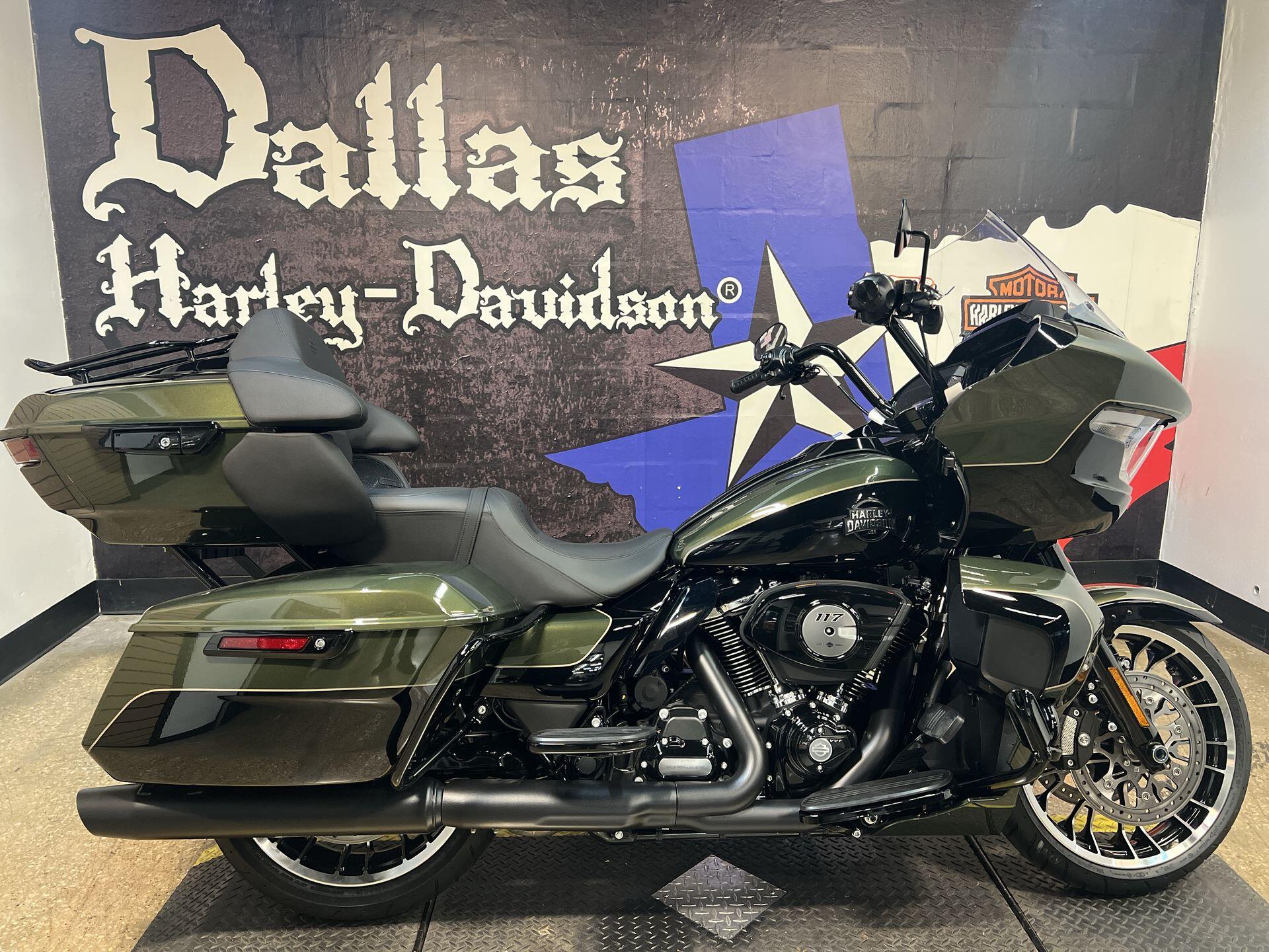2026 Harley-Davidson® Road Glide Limited FLTRXL