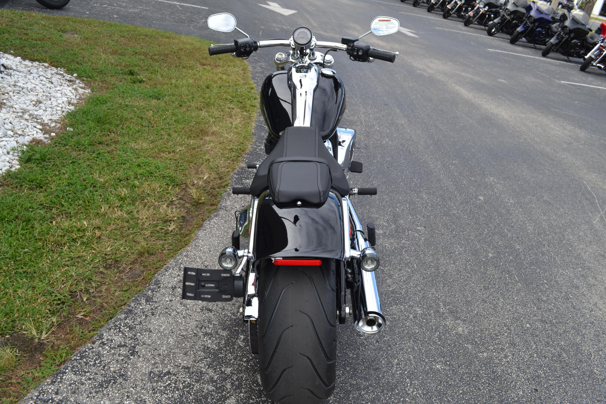 2026 Harley-Davidson® Breakout® - FXBR, photo 8
