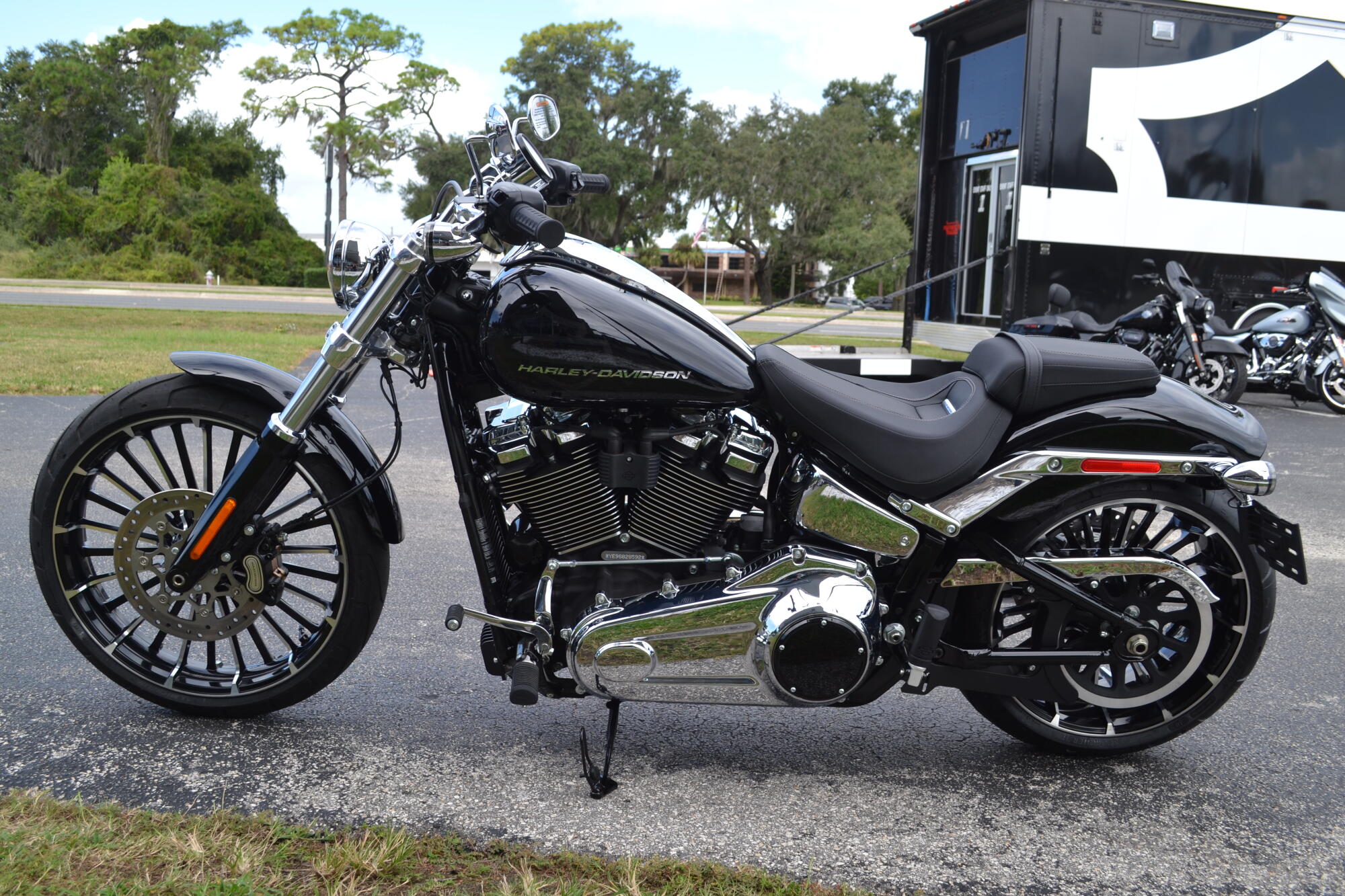 2026 Harley-Davidson® Breakout® - FXBR, photo 15