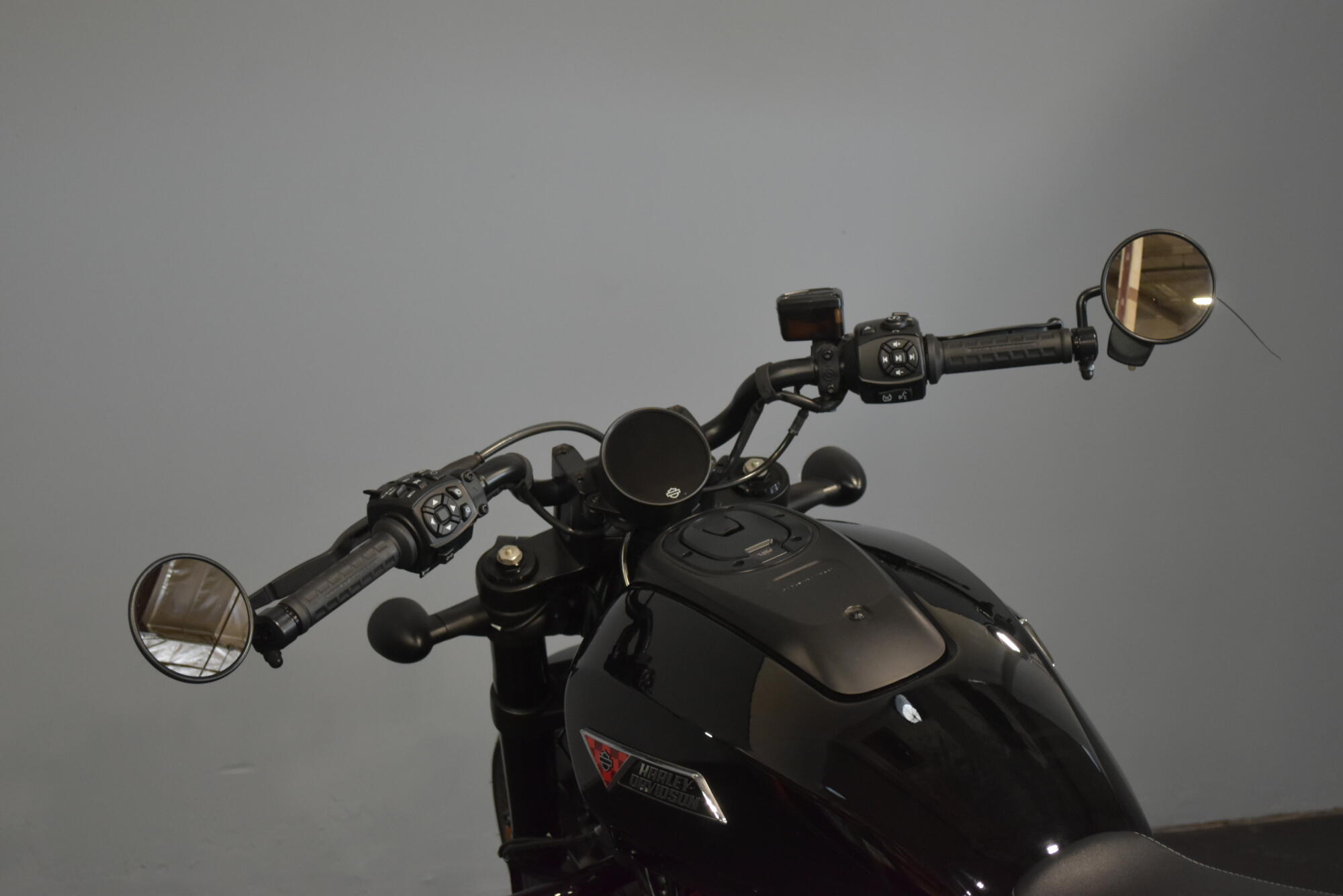 2026 Harley-Davidson® Sportster® S Vivid Black Black Trim, photo 16