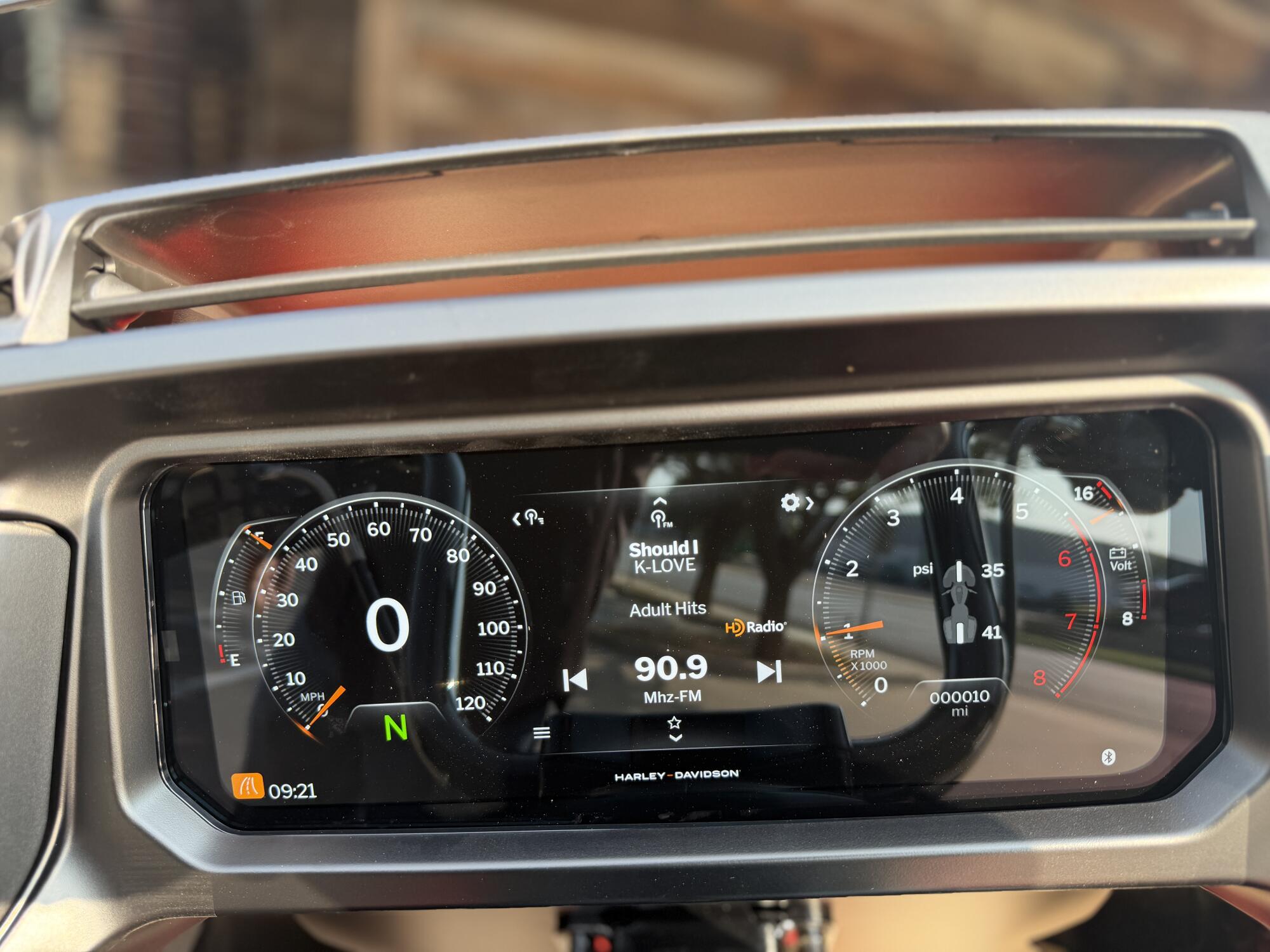 2026 Harley-Davidson® Road Glide® Blood Orange Black Trim, photo 11