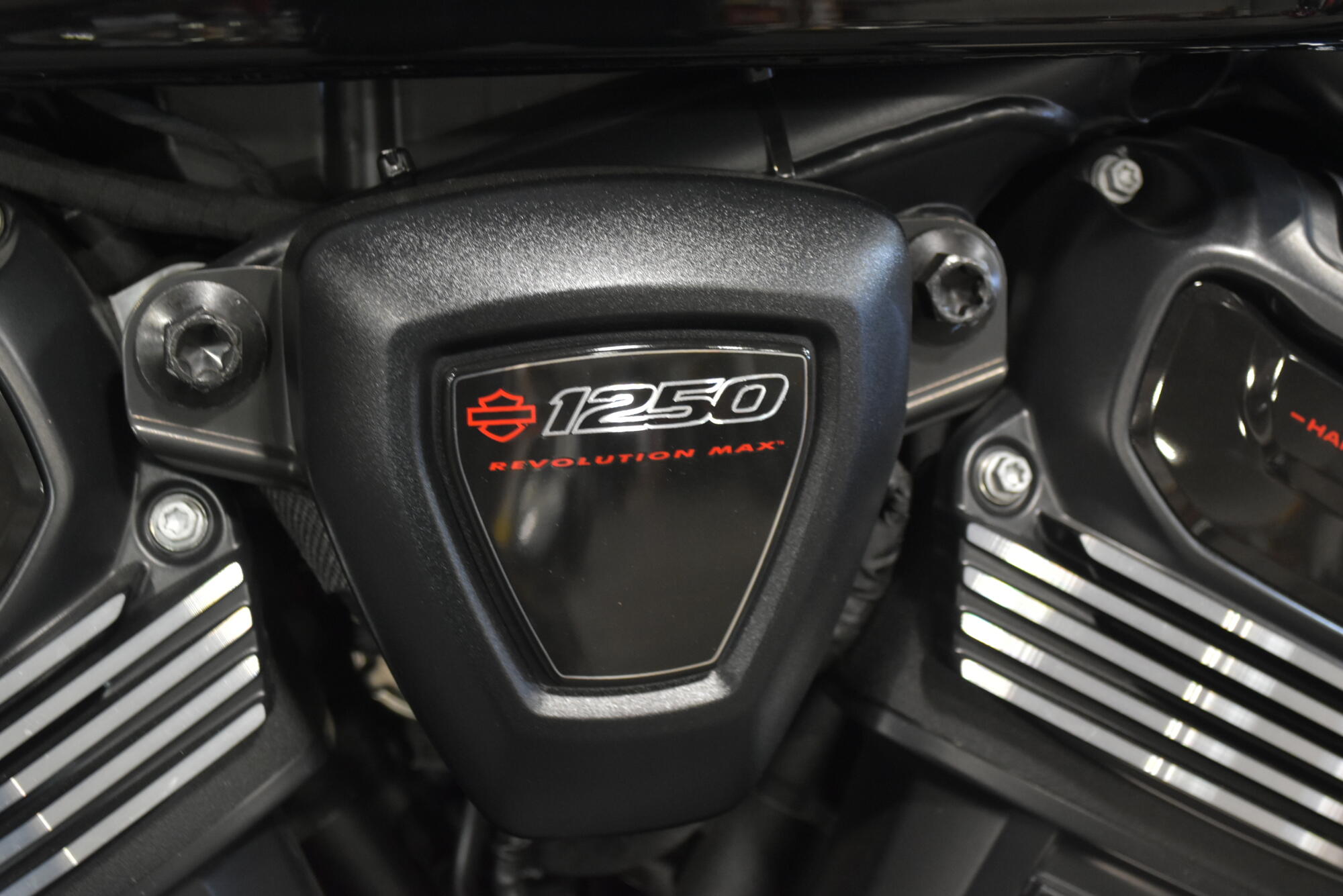2026 Harley-Davidson® Sportster® S Vivid Black Black Trim, photo 24