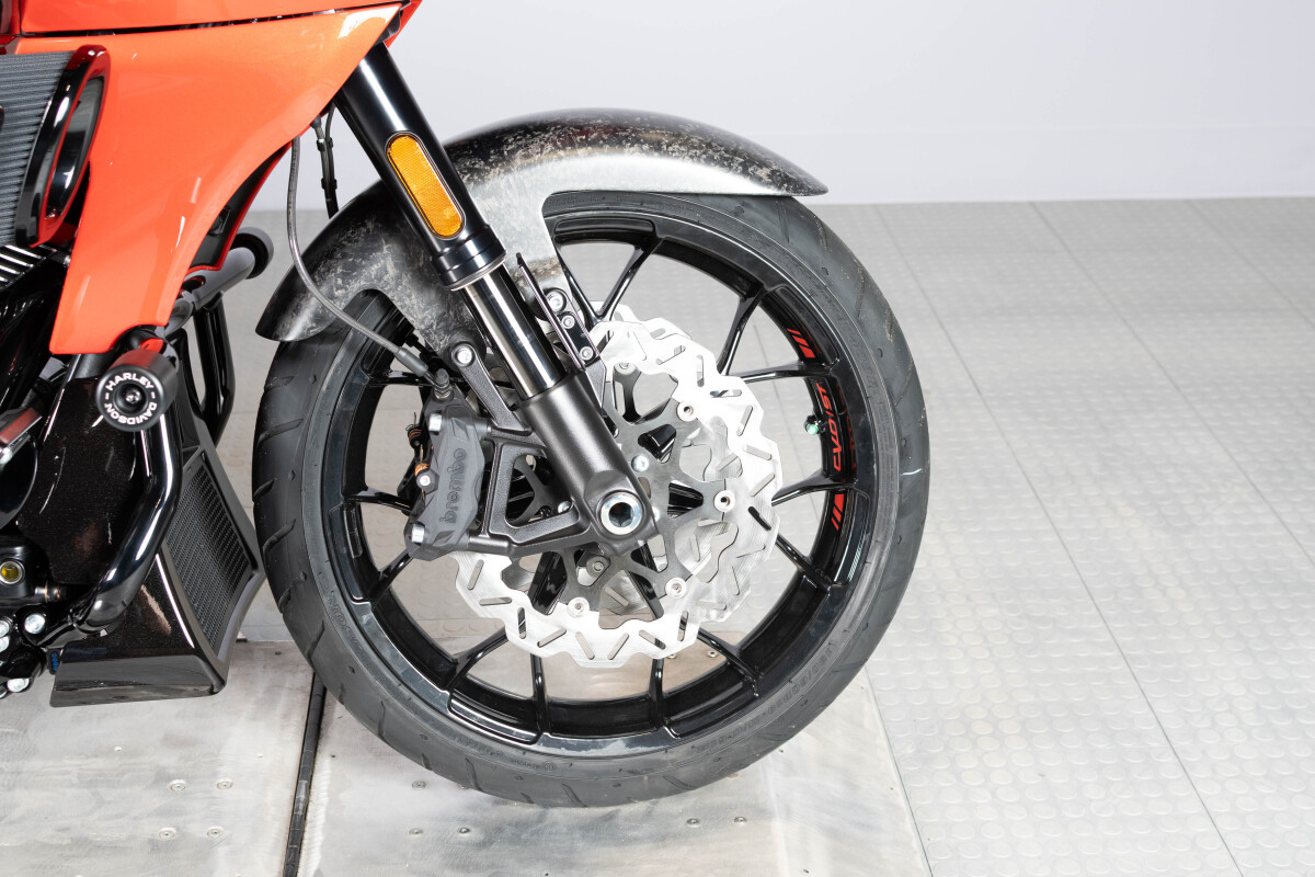 2026 Harley-Davidson® CVO Road Glide ST FLTRXSTSE, photo 13