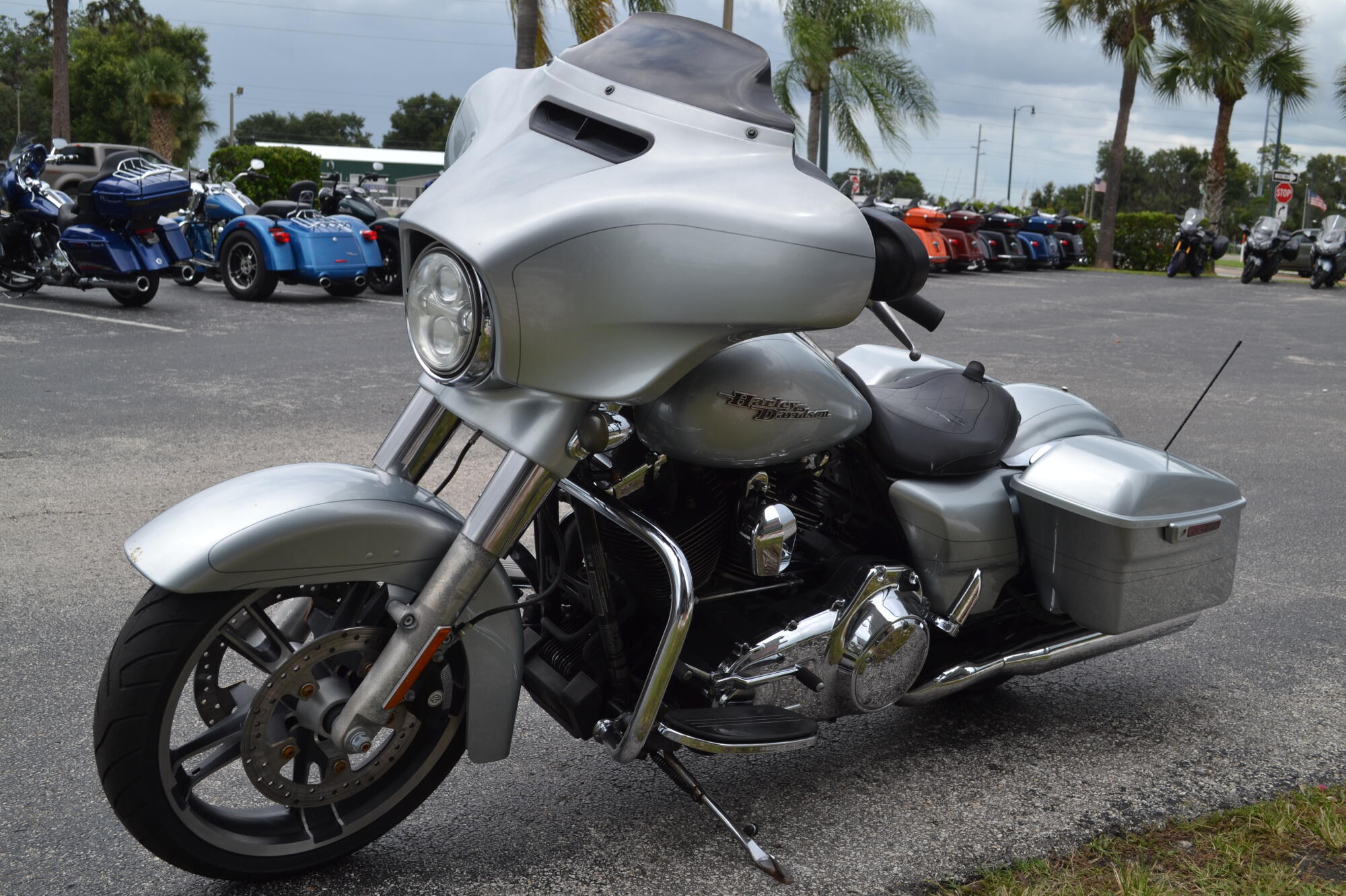 2015 Harley-Davidson® Street Glide® Special - FLHXS, photo 19