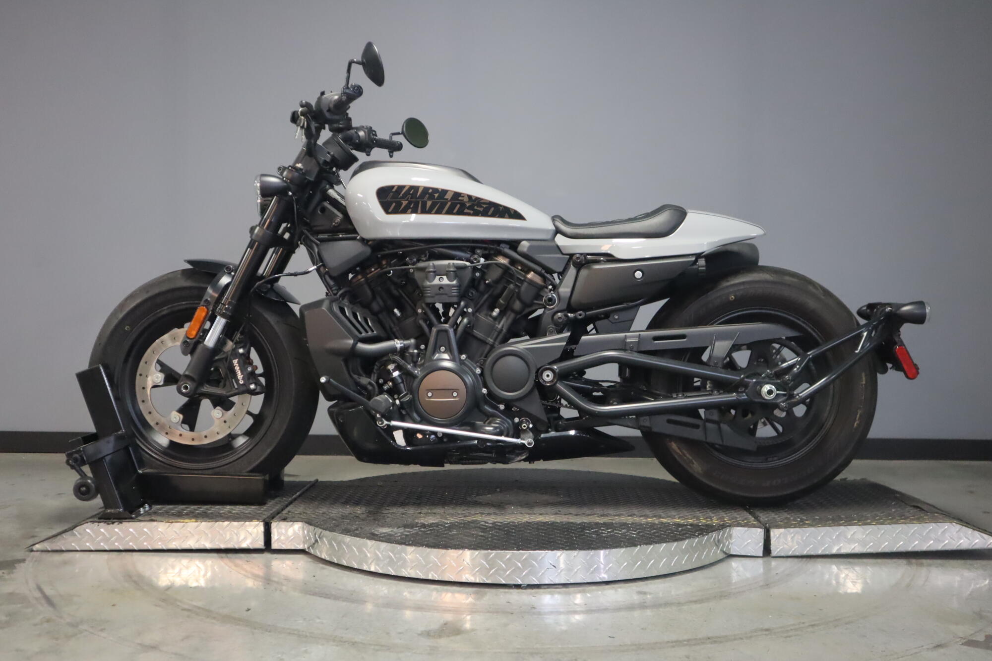 2024 Harley-Davidson® Sportster® S (RH1250S), photo 4